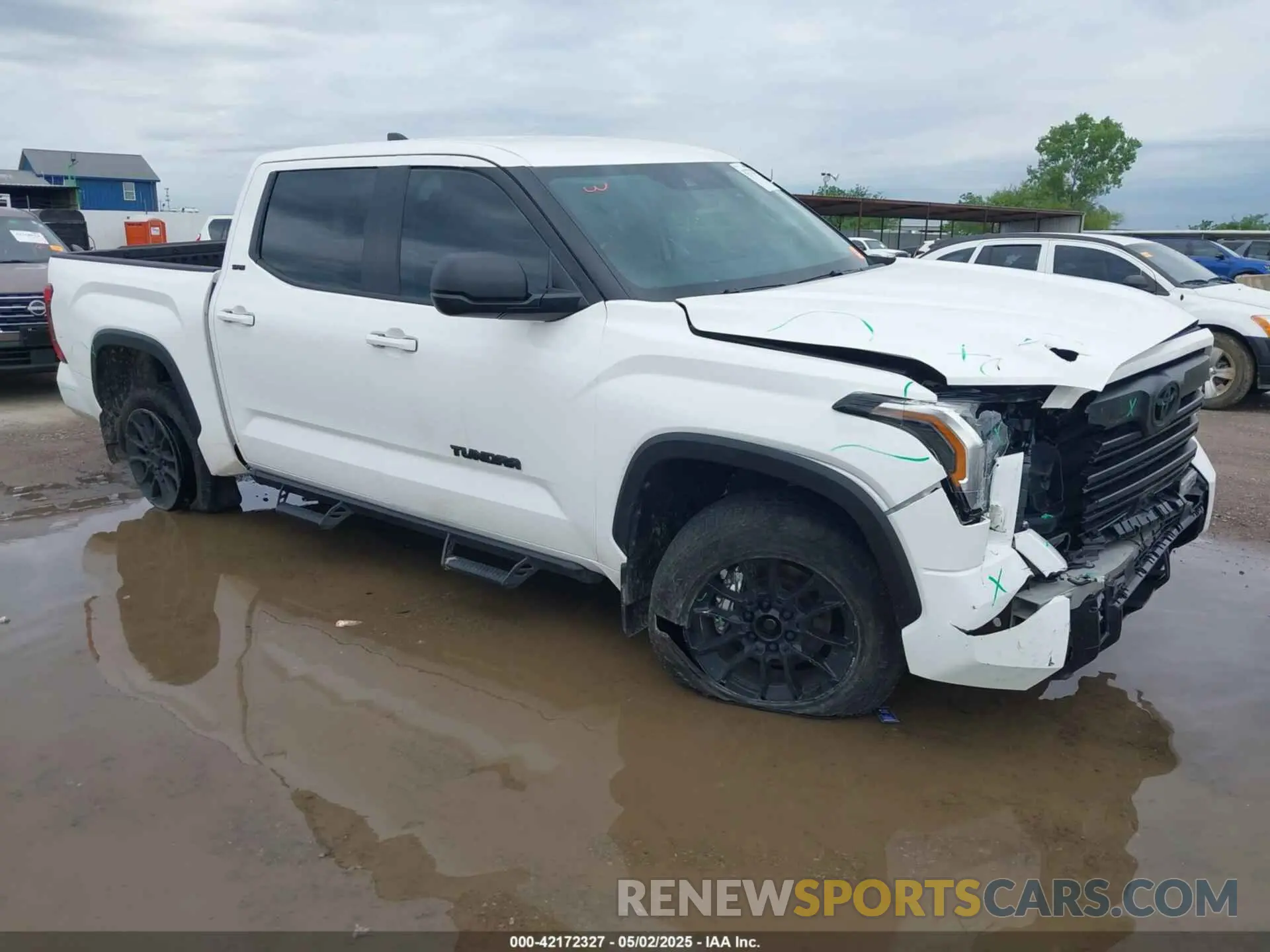 1 Photograph of a damaged car 5TFLA5DB2RX210767 TOYOTA TUNDRA 2024
