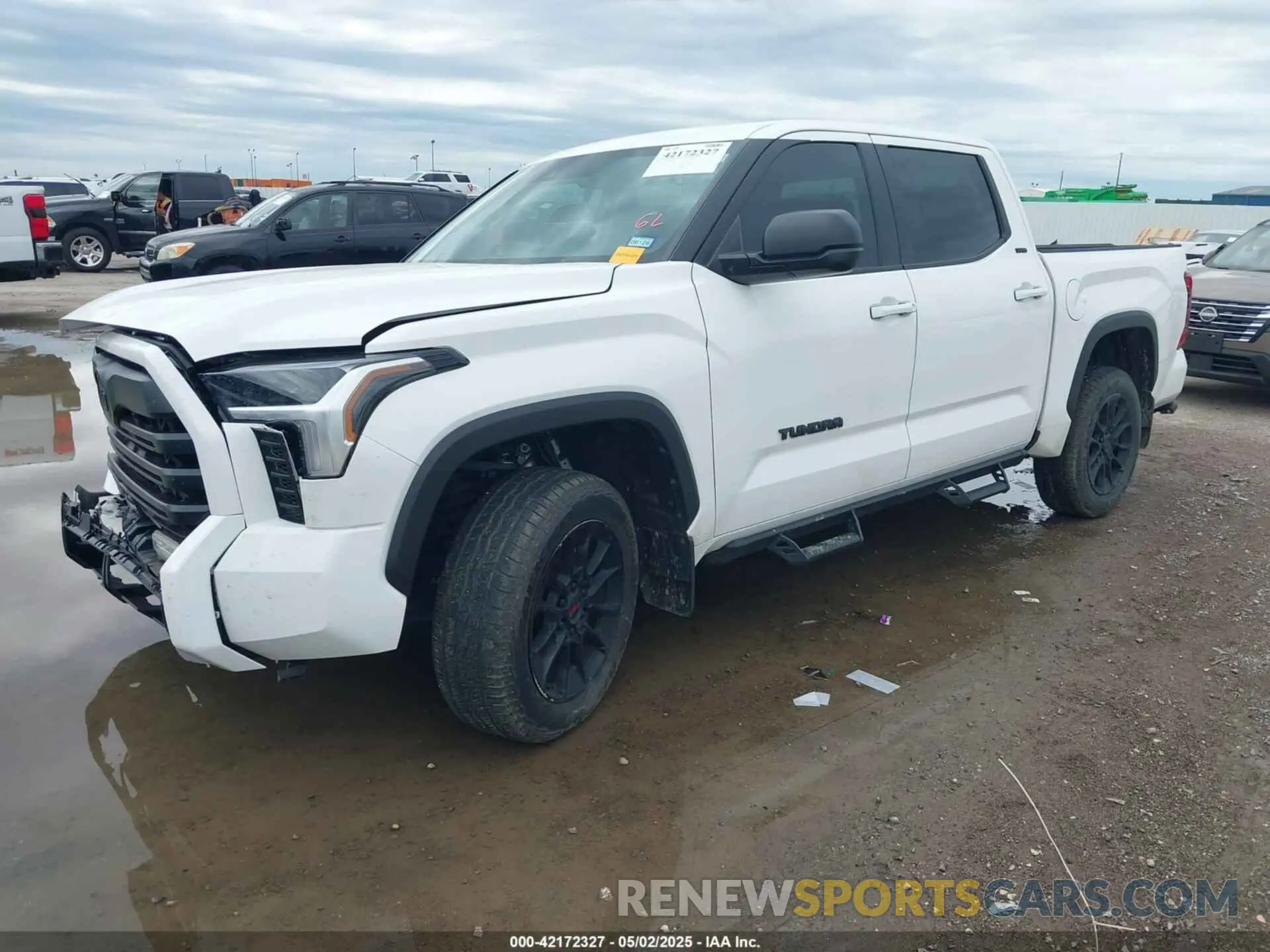 2 Photograph of a damaged car 5TFLA5DB2RX210767 TOYOTA TUNDRA 2024