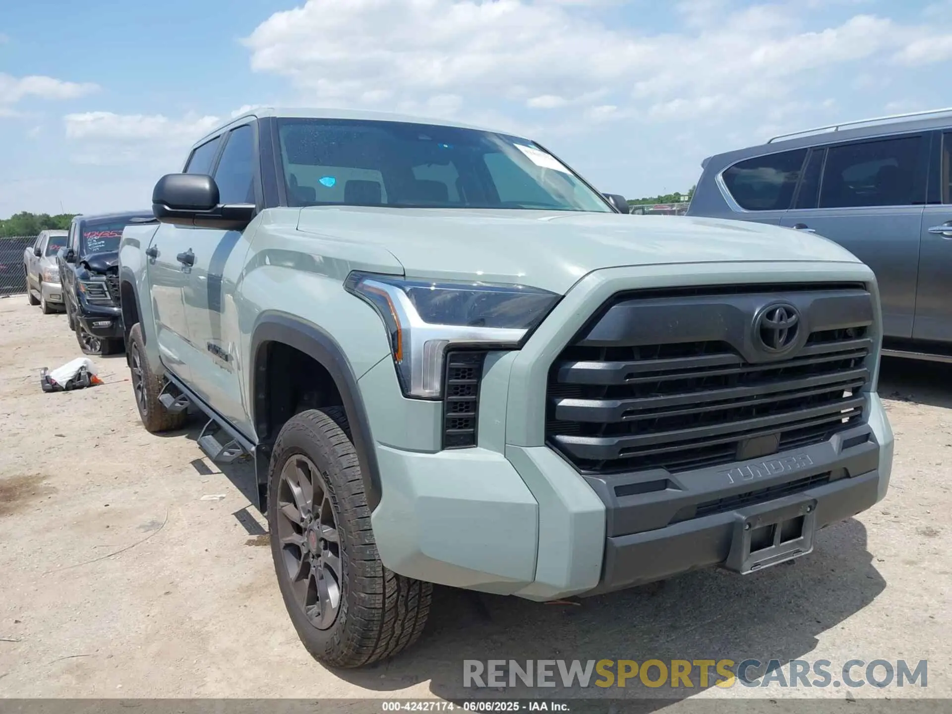 1 Photograph of a damaged car 5TFLA5DB2RX232526 TOYOTA TUNDRA 2024