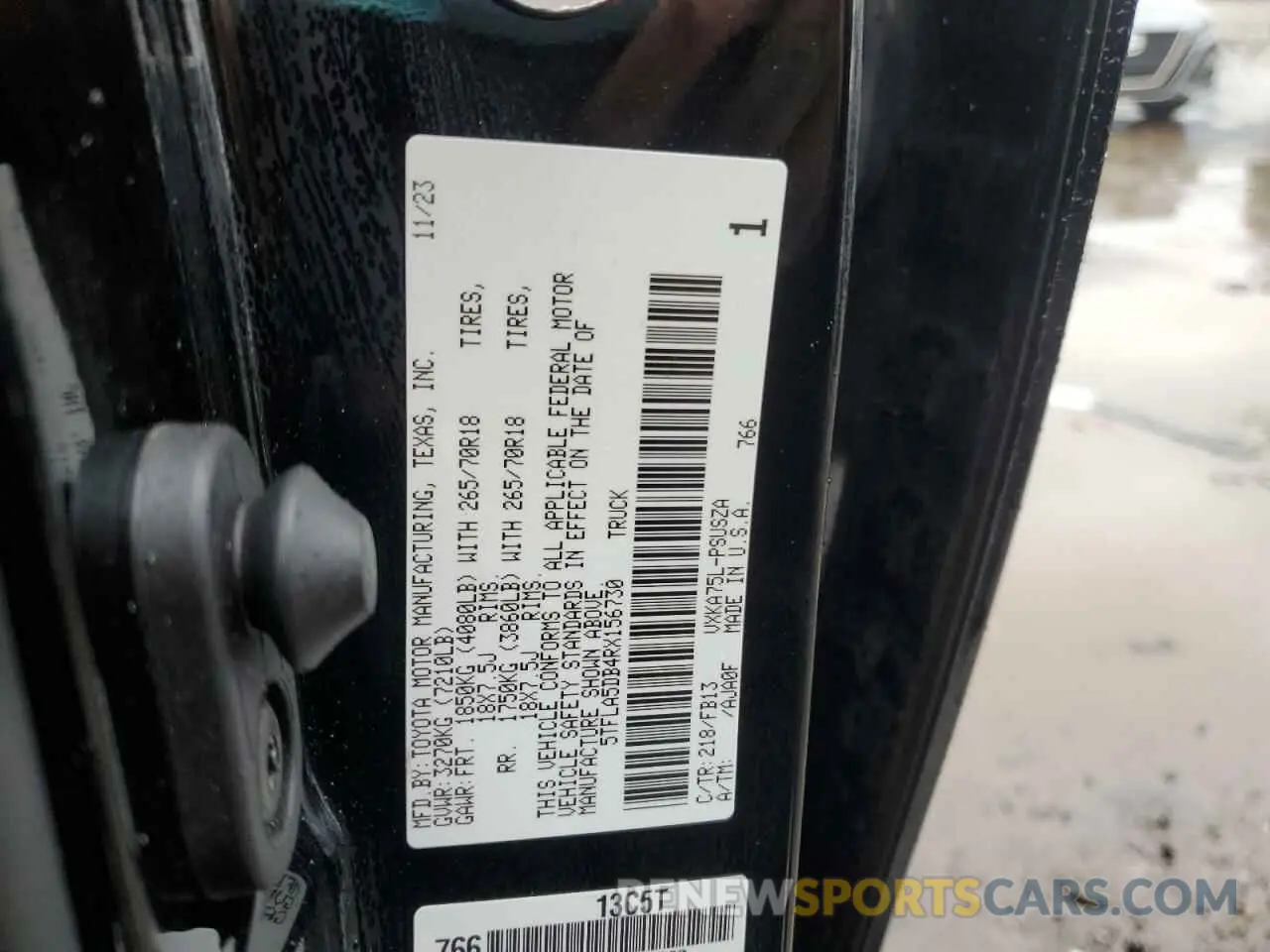 12 Photograph of a damaged car 5TFLA5DB4RX156730 TOYOTA TUNDRA 2024