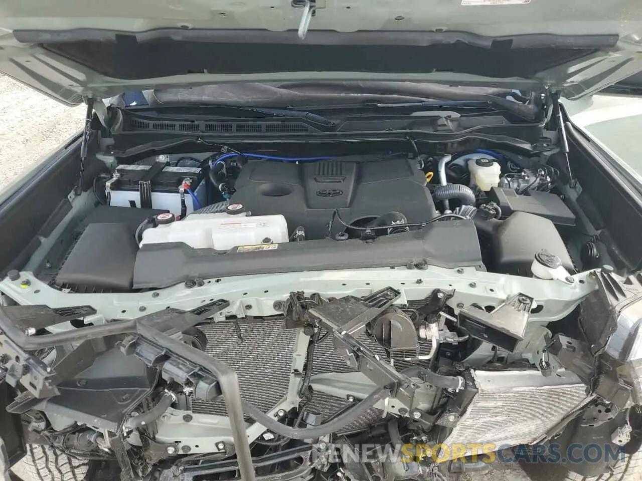 11 Photograph of a damaged car 5TFLA5DB4RX160647 TOYOTA TUNDRA 2024