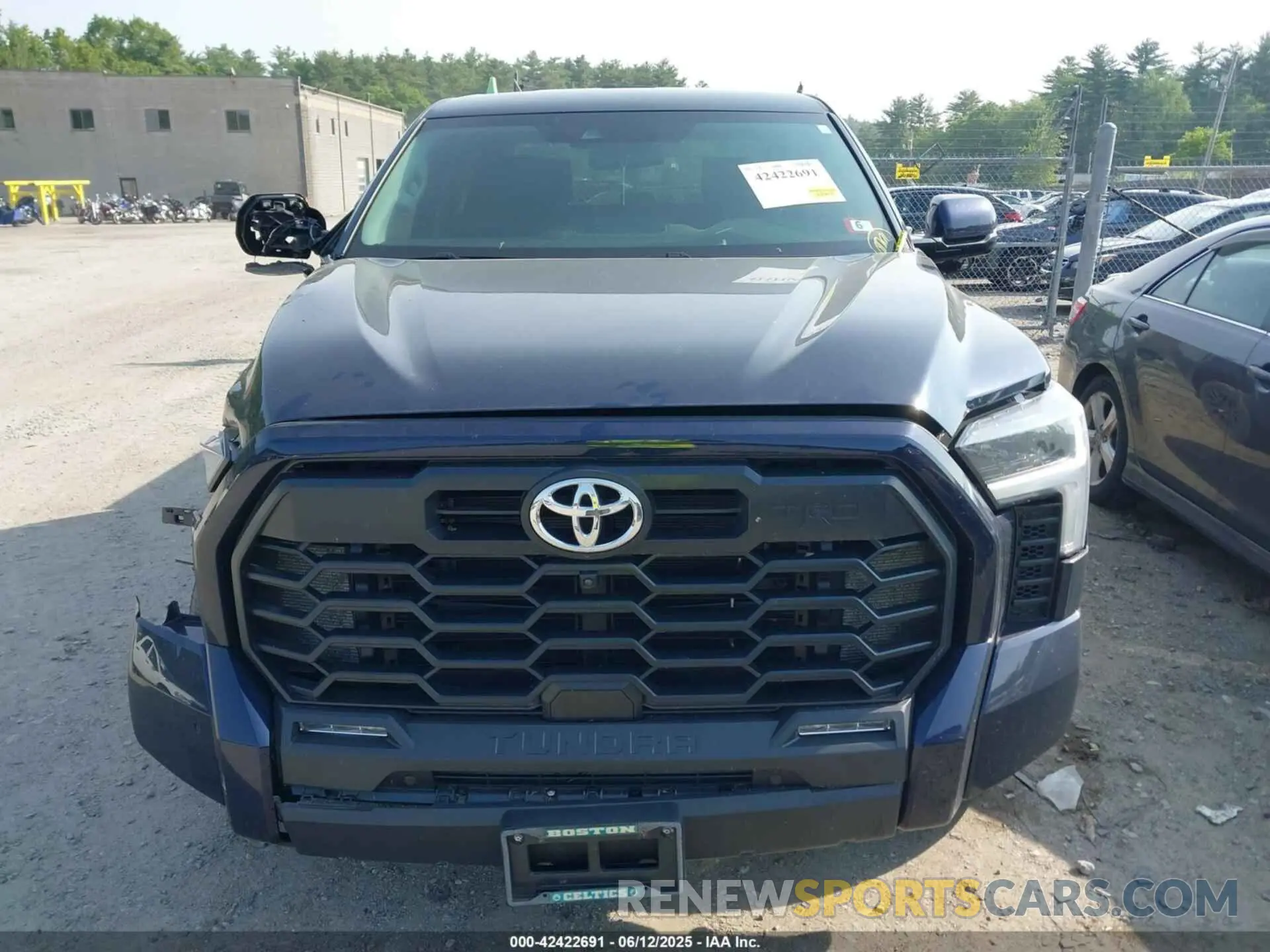 12 Photograph of a damaged car 5TFLA5DB4RX163385 TOYOTA TUNDRA 2024