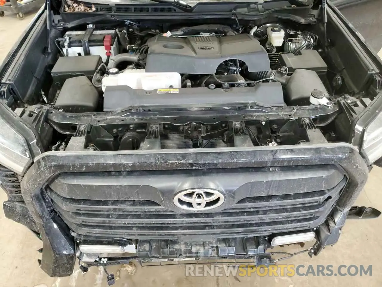 11 Photograph of a damaged car 5TFLA5DB4RX175178 TOYOTA TUNDRA 2024