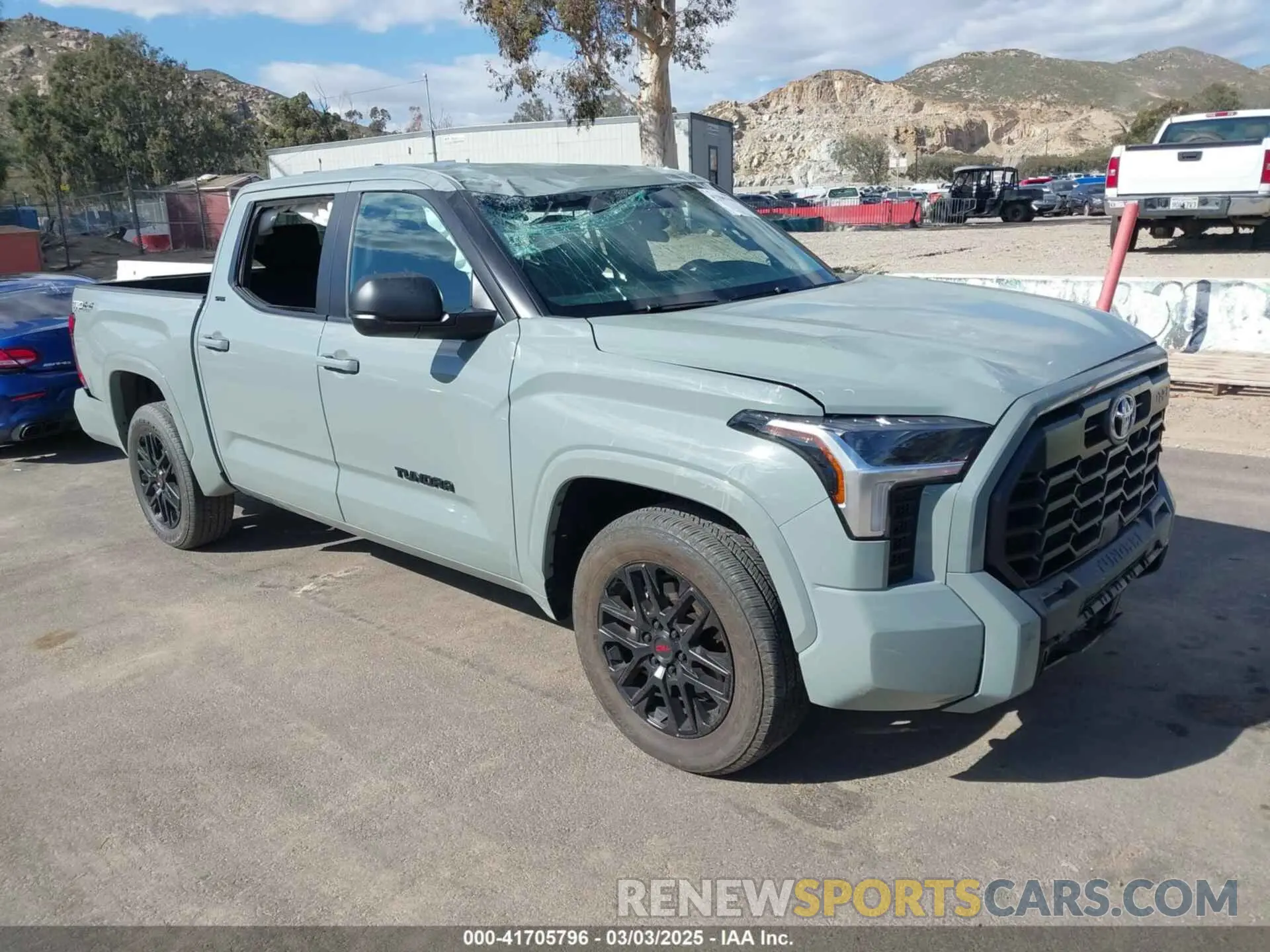 1 Photograph of a damaged car 5TFLA5DB5RX215364 TOYOTA TUNDRA 2024
