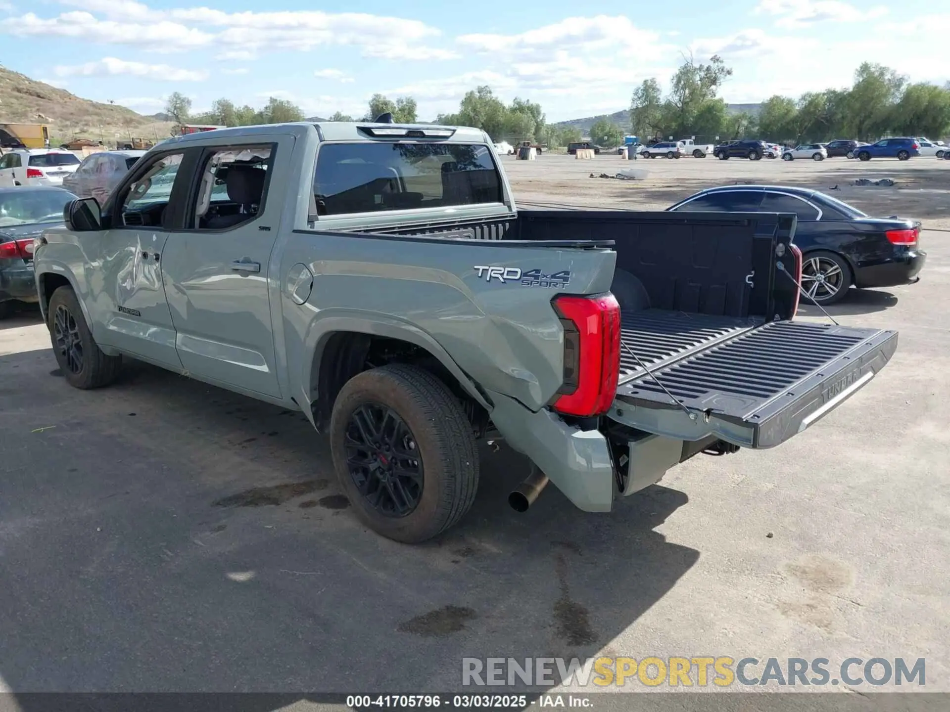 3 Photograph of a damaged car 5TFLA5DB5RX215364 TOYOTA TUNDRA 2024