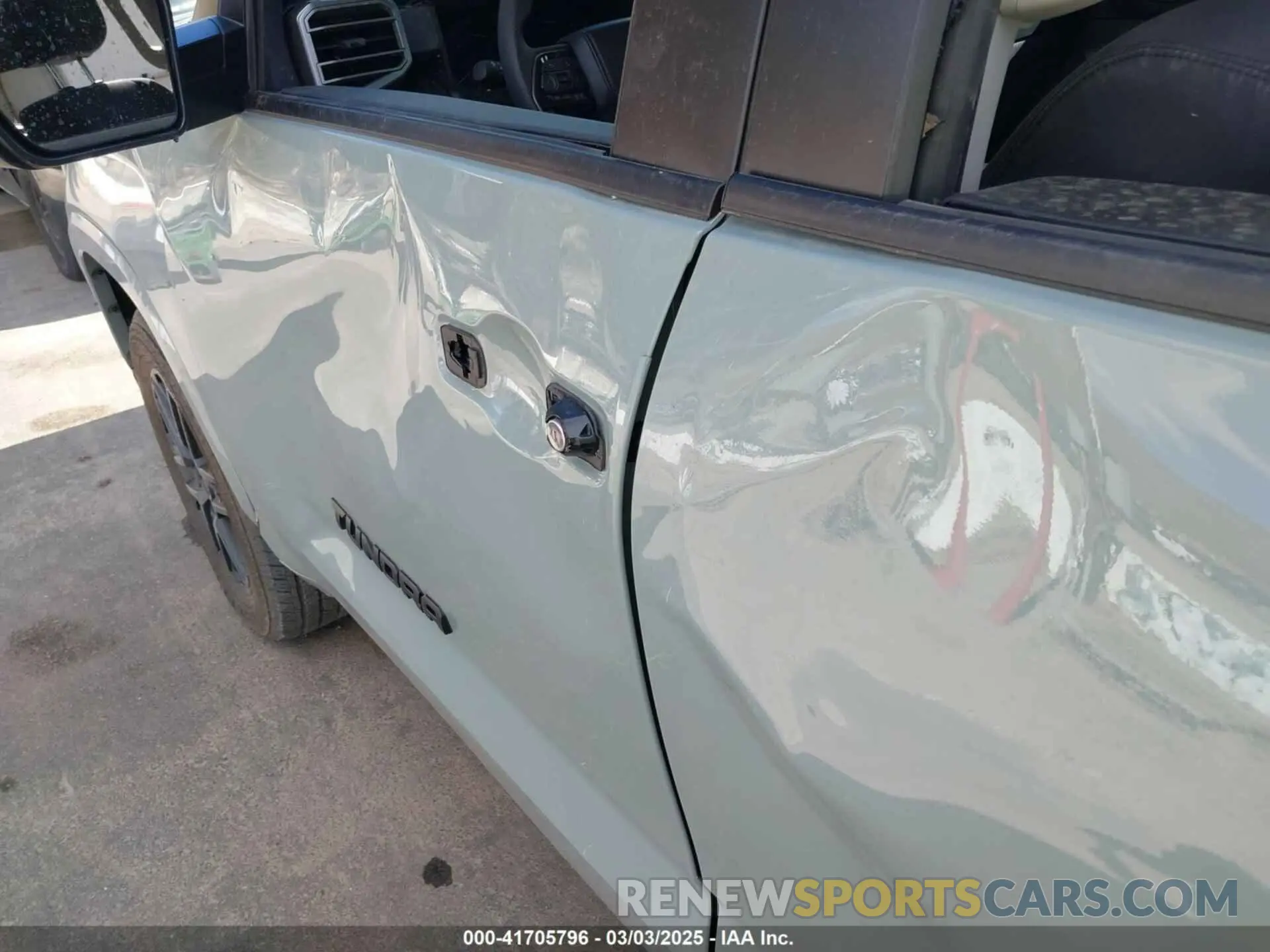 6 Photograph of a damaged car 5TFLA5DB5RX215364 TOYOTA TUNDRA 2024