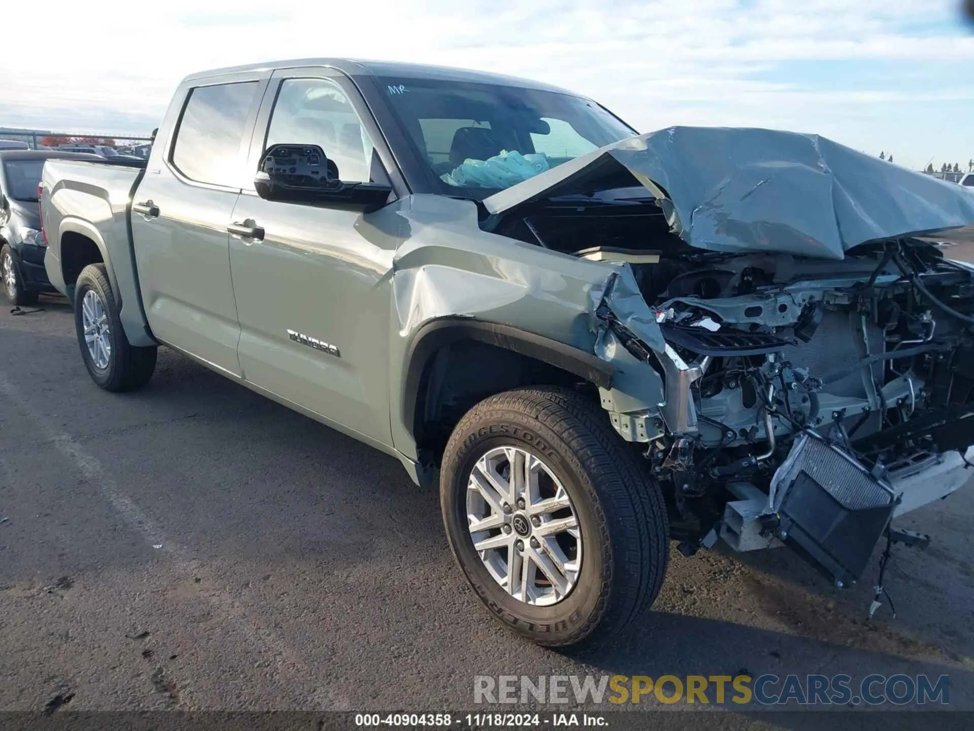 1 Photograph of a damaged car 5TFLA5DB5RX219074 TOYOTA TUNDRA 2024