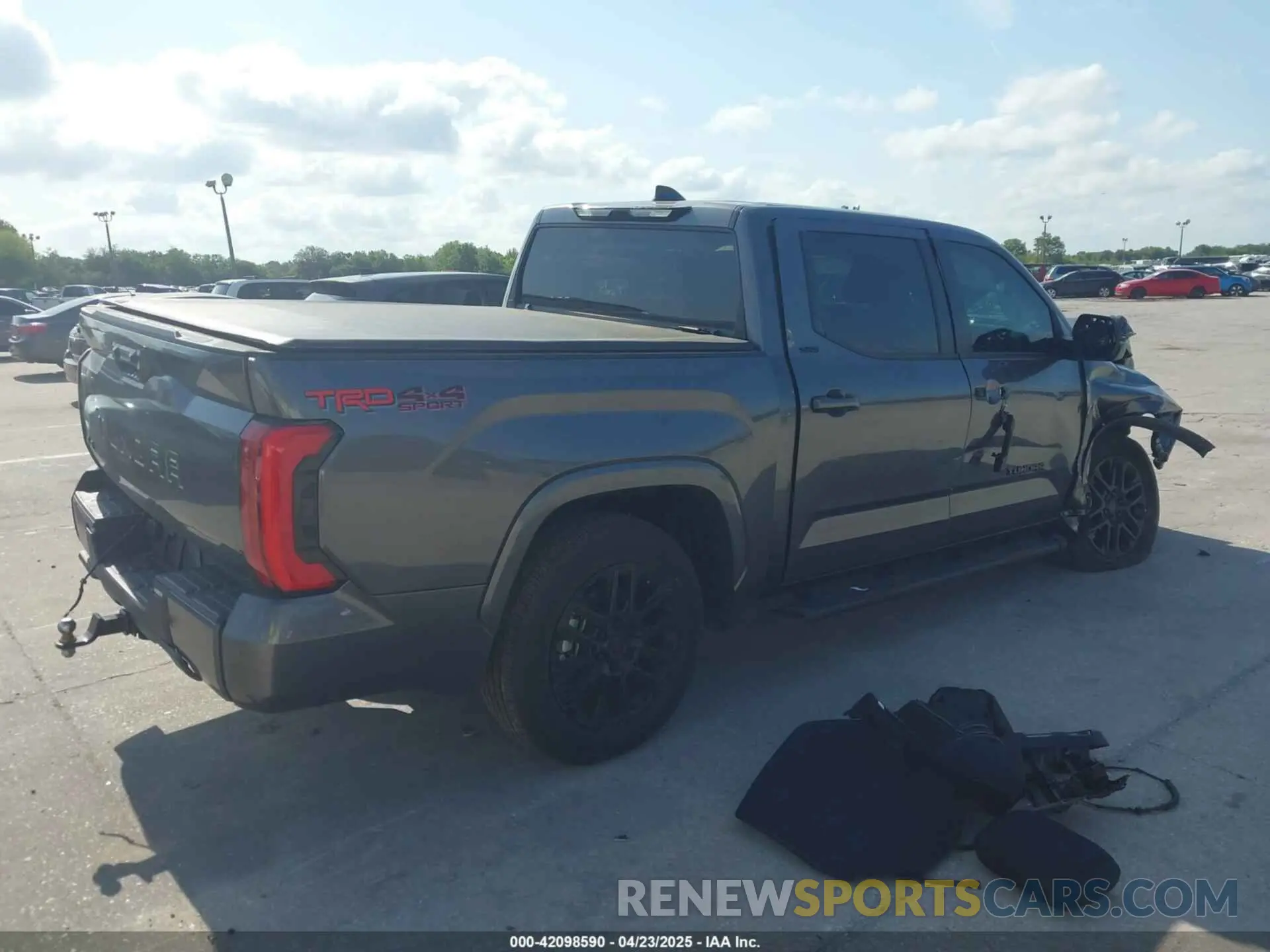 4 Photograph of a damaged car 5TFLA5DB6RX210996 TOYOTA TUNDRA 2024