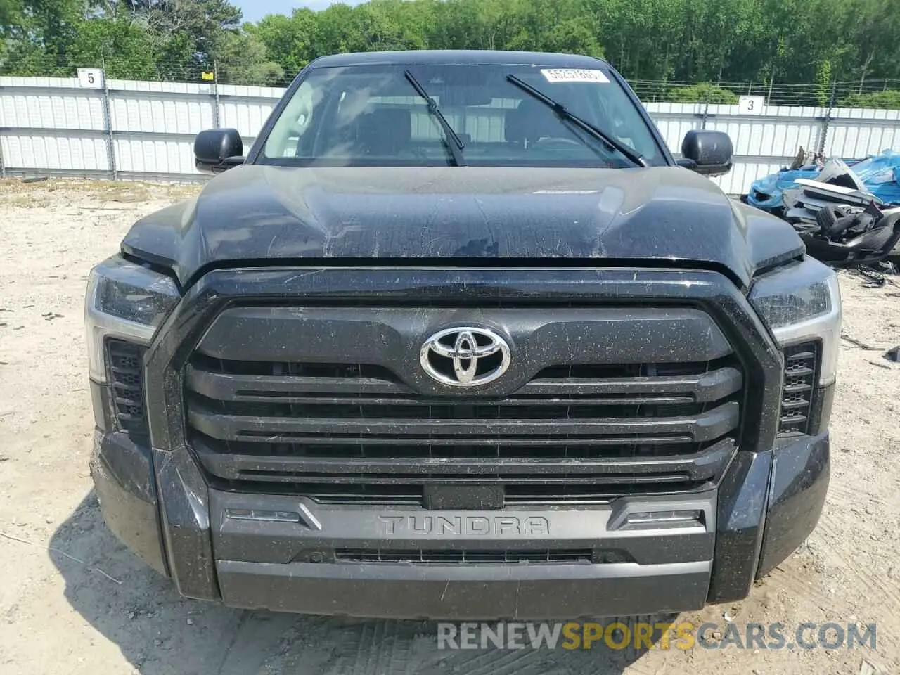 5 Photograph of a damaged car 5TFLA5DB7RX179631 TOYOTA TUNDRA 2024