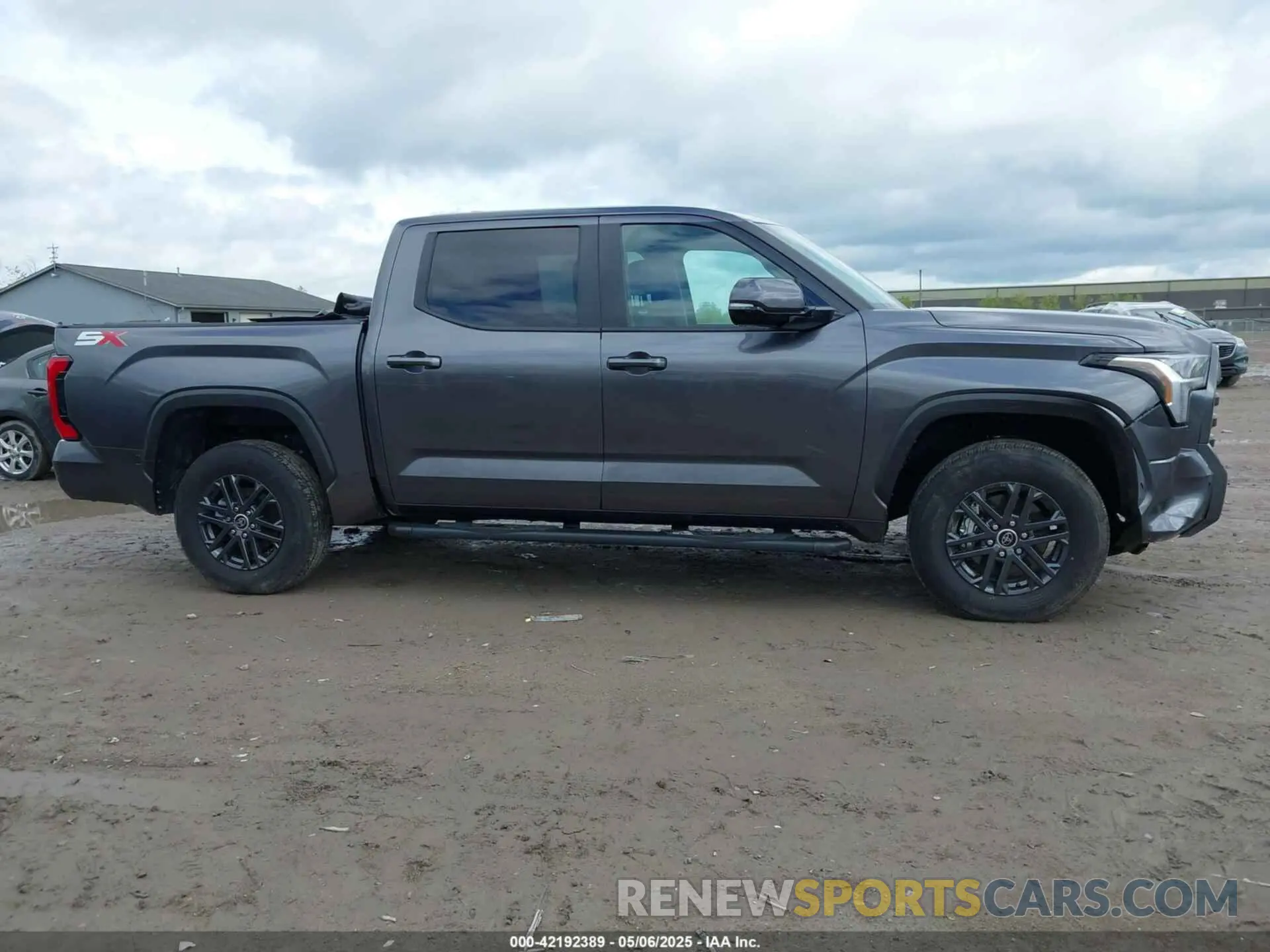 13 Photograph of a damaged car 5TFLA5DB7RX237804 TOYOTA TUNDRA 2024