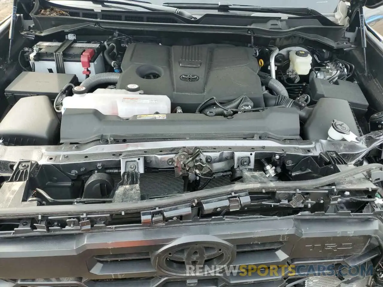 11 Photograph of a damaged car 5TFLA5DB8RX225497 TOYOTA TUNDRA 2024