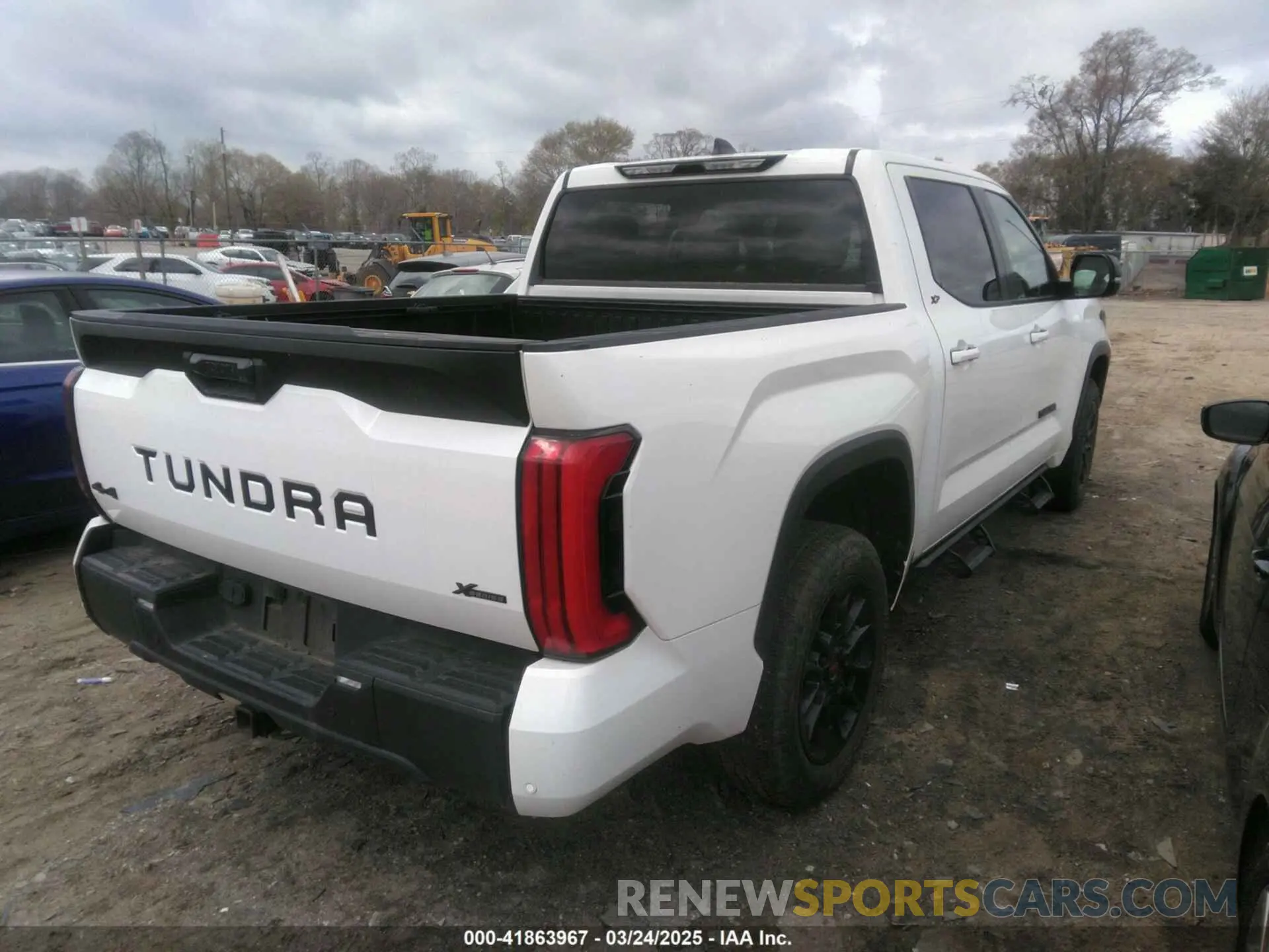 4 Photograph of a damaged car 5TFLA5DB9RX141205 TOYOTA TUNDRA 2024