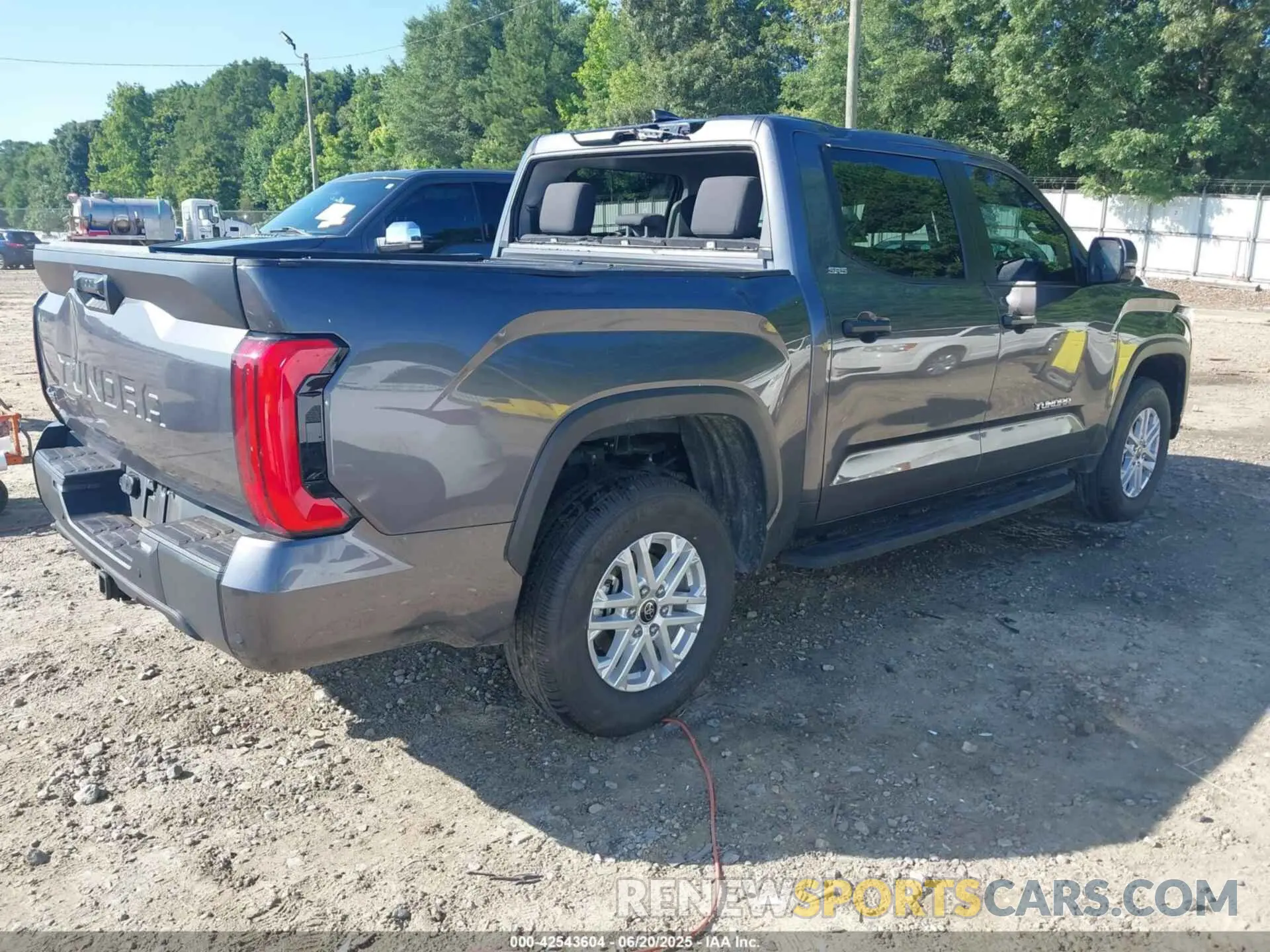 4 Photograph of a damaged car 5TFLA5DB9RX186452 TOYOTA TUNDRA 2024