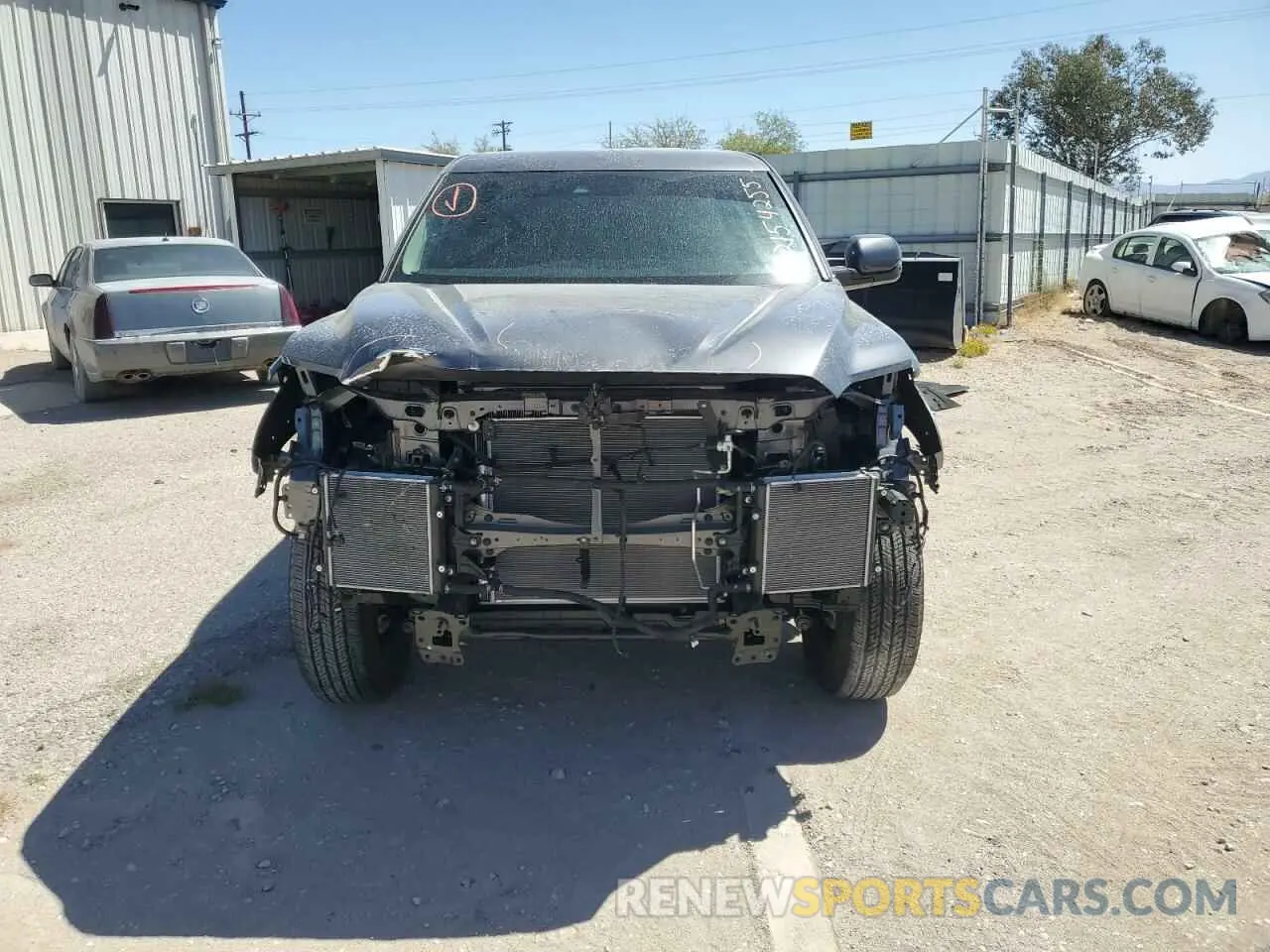 5 Photograph of a damaged car 5TFLA5DB9RX202245 TOYOTA TUNDRA 2024