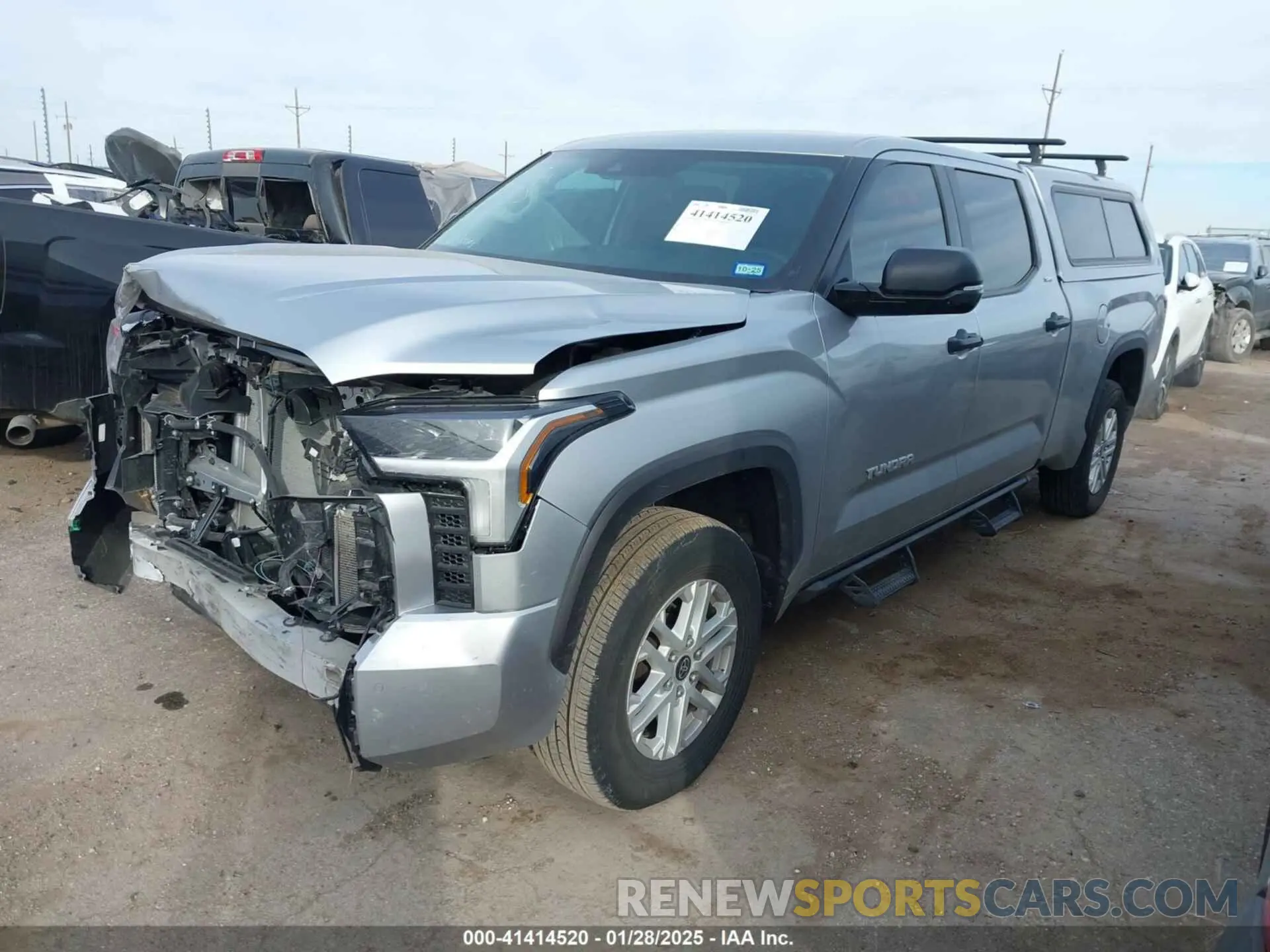 2 Photograph of a damaged car 5TFLA5EC0RX022983 TOYOTA TUNDRA 2024