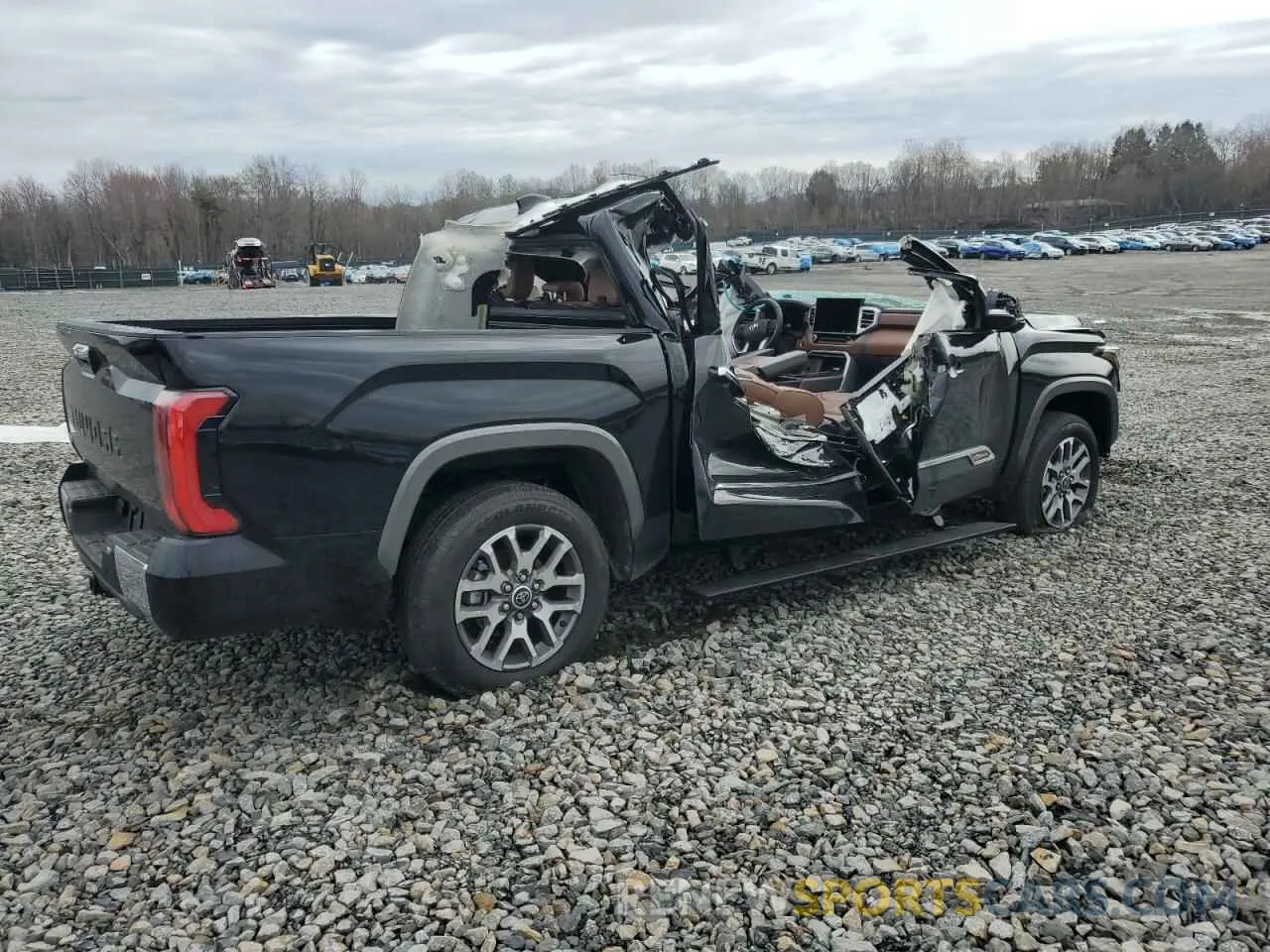 3 Photograph of a damaged car 5TFMA5DB4RX185682 TOYOTA TUNDRA 2024