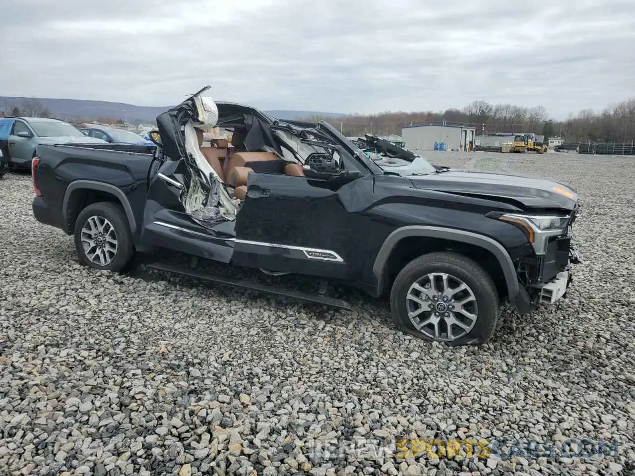 4 Photograph of a damaged car 5TFMA5DB4RX185682 TOYOTA TUNDRA 2024