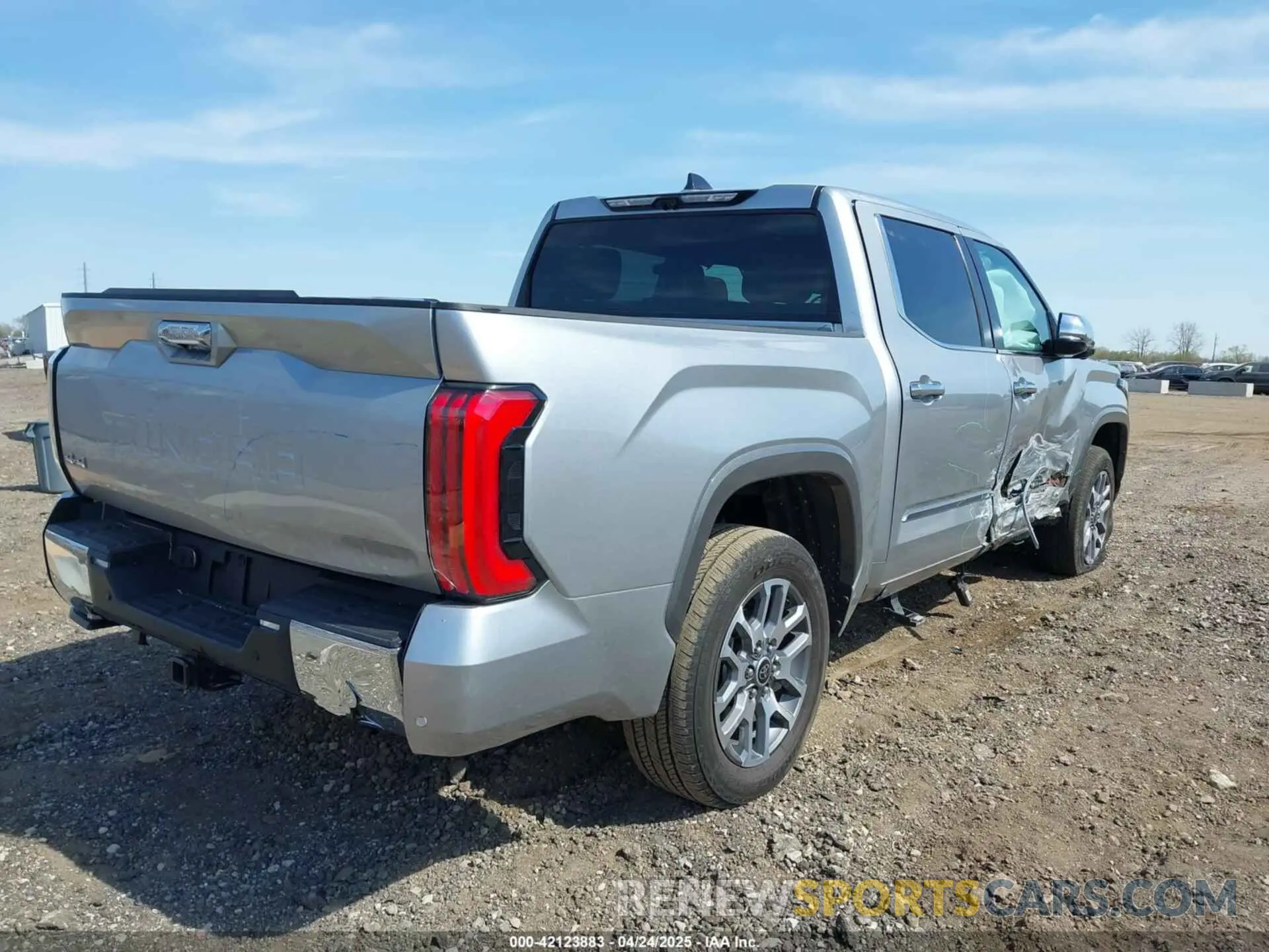 4 Photograph of a damaged car 5TFMA5DB4RX191529 TOYOTA TUNDRA 2024