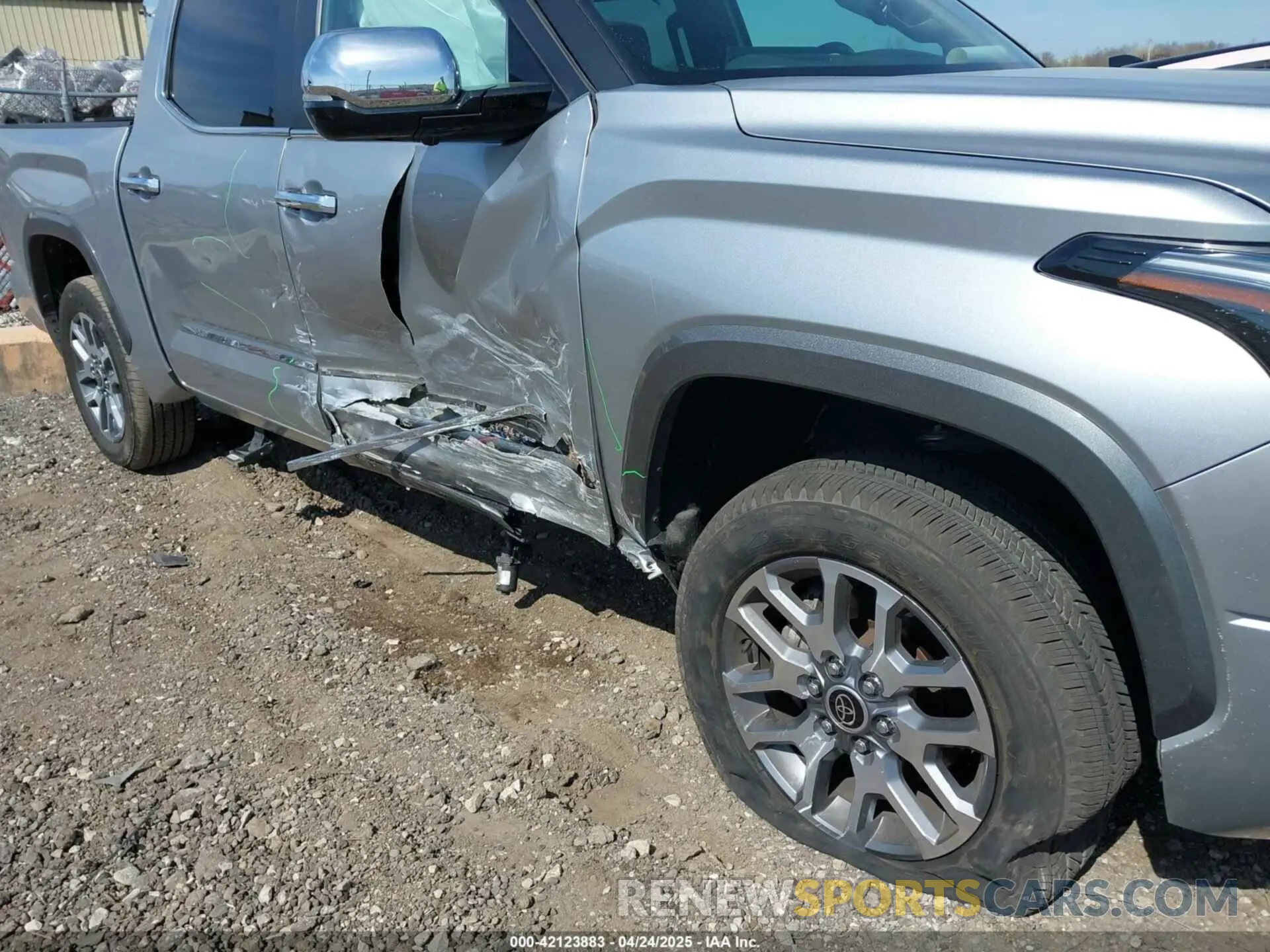 6 Photograph of a damaged car 5TFMA5DB4RX191529 TOYOTA TUNDRA 2024