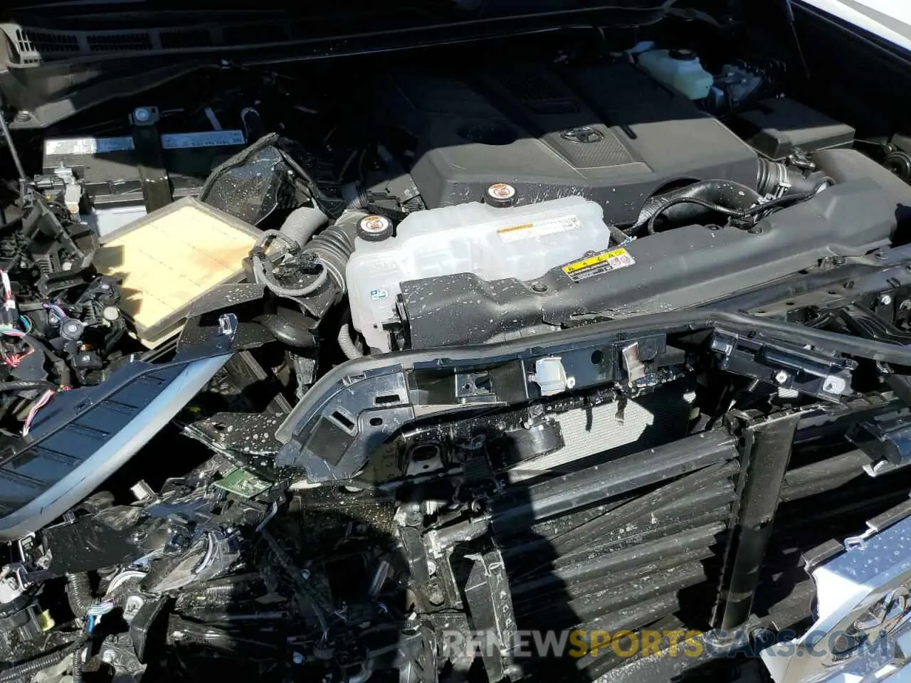 11 Photograph of a damaged car 5TFMA5DB6RX178118 TOYOTA TUNDRA 2024