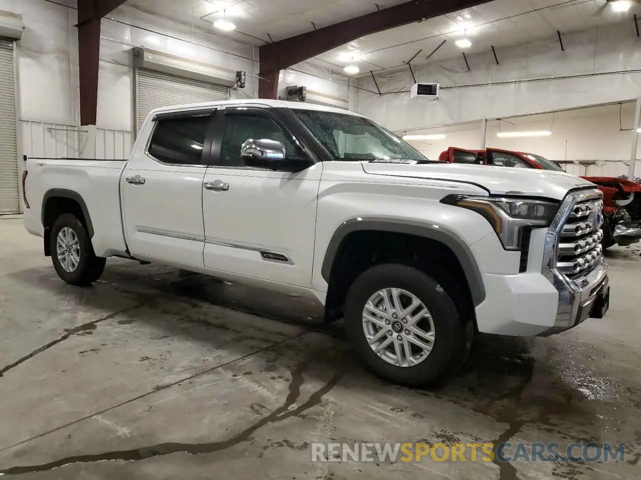 4 Photograph of a damaged car 5TFMC5EC3RX007473 TOYOTA TUNDRA 2024