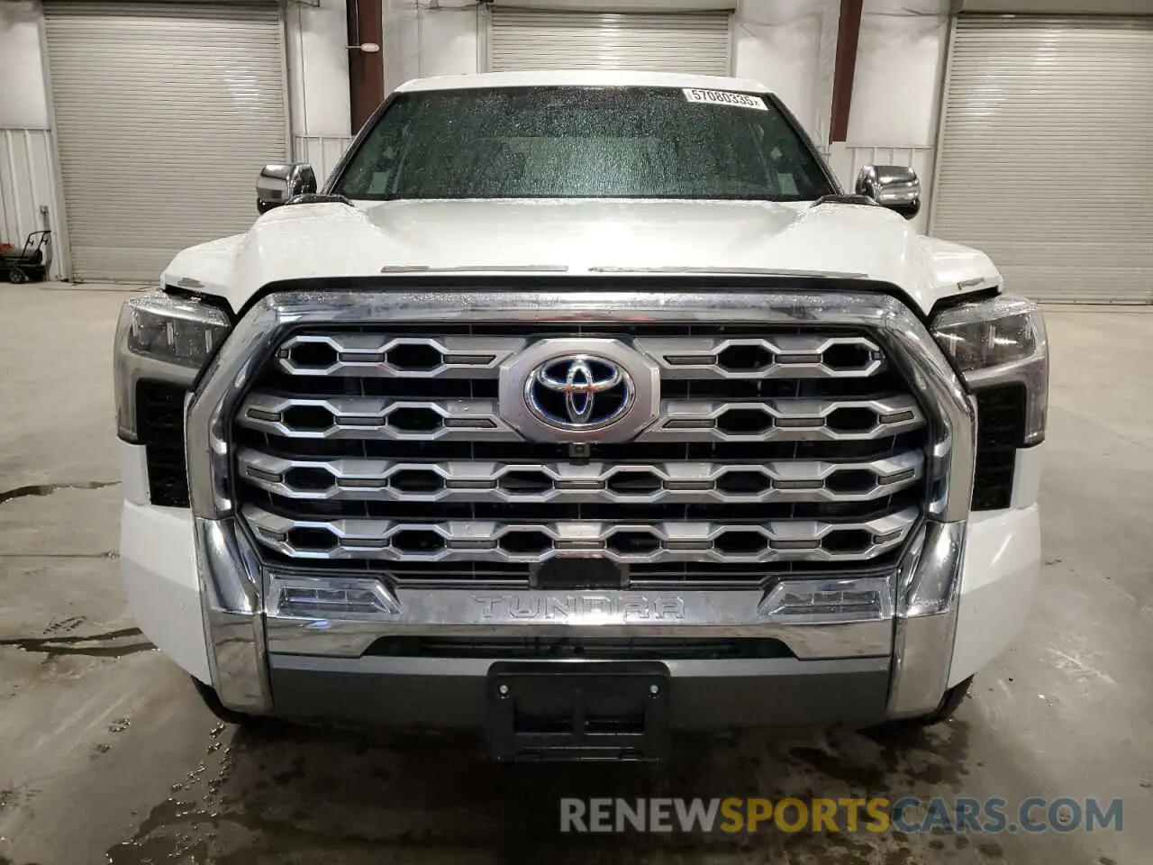 5 Photograph of a damaged car 5TFMC5EC3RX007473 TOYOTA TUNDRA 2024