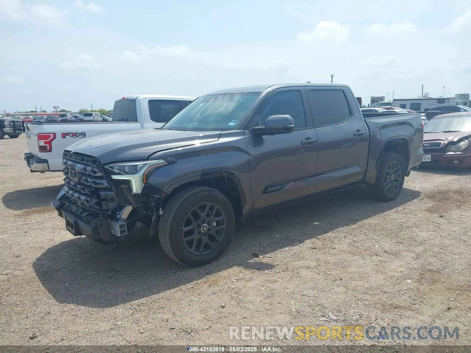 2 Photograph of a damaged car 5TFNA5AB6RX034304 TOYOTA TUNDRA 2024