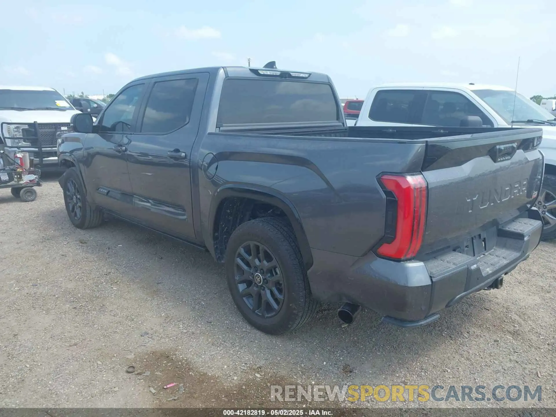 3 Photograph of a damaged car 5TFNA5AB6RX034304 TOYOTA TUNDRA 2024