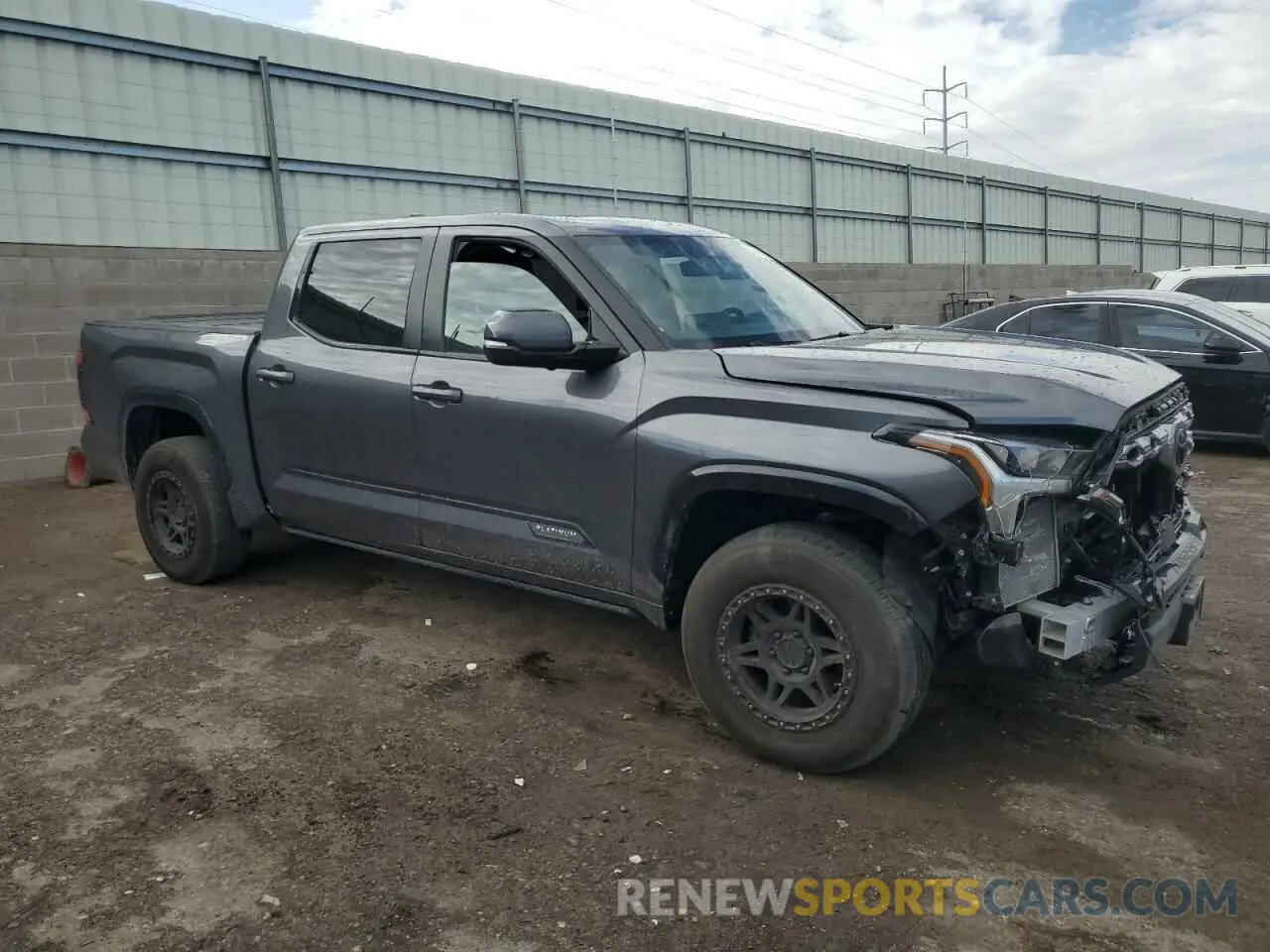 4 Photograph of a damaged car 5TFNA5DB3RX142715 TOYOTA TUNDRA 2024
