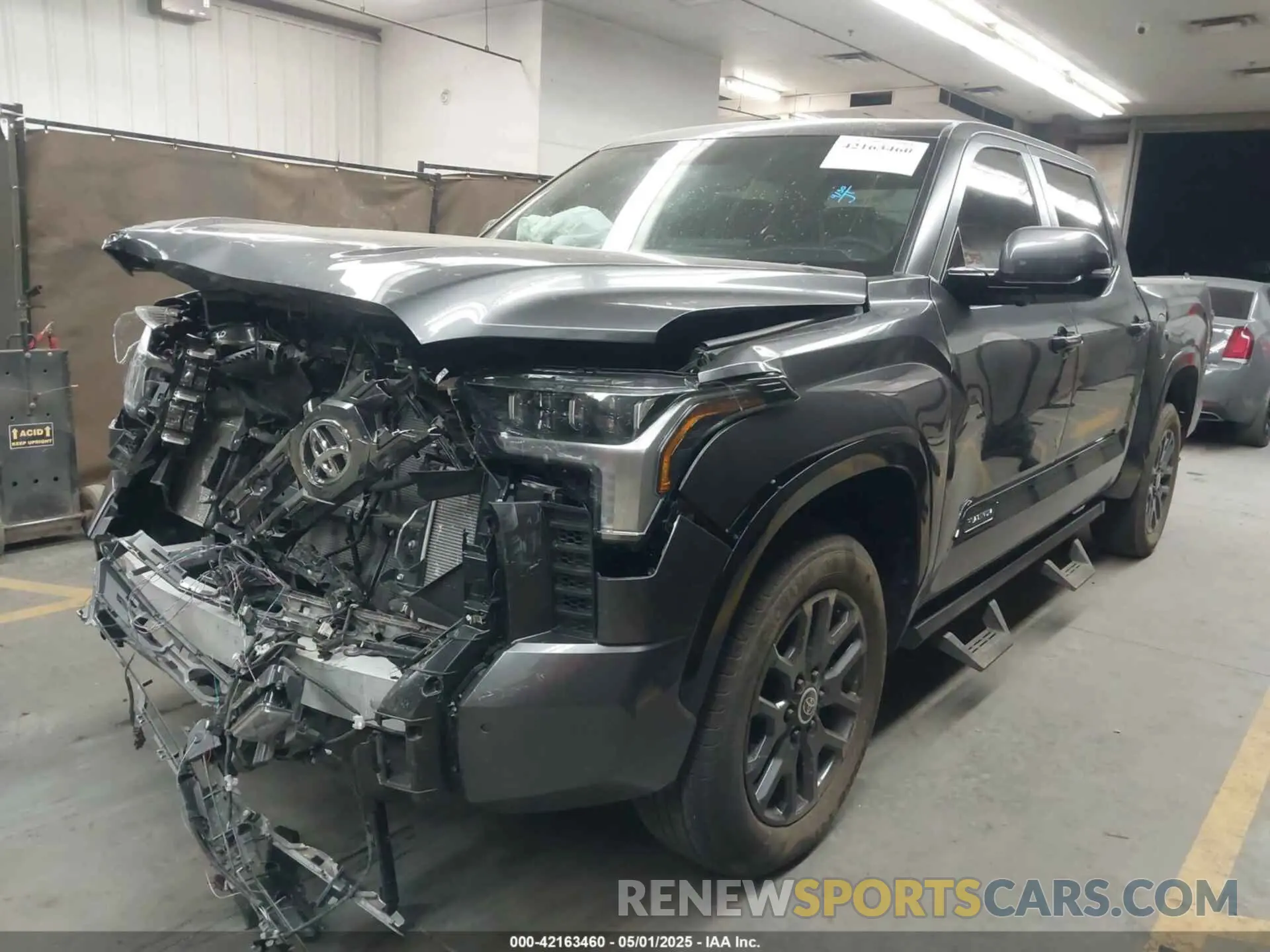 2 Photograph of a damaged car 5TFNA5DB6RX208688 TOYOTA TUNDRA 2024