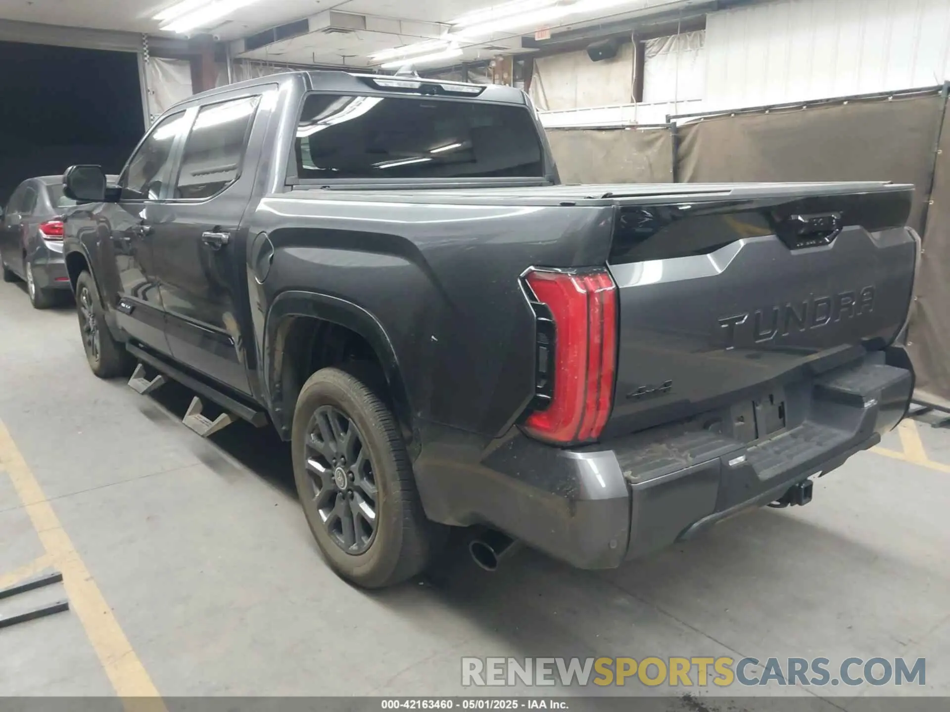 3 Photograph of a damaged car 5TFNA5DB6RX208688 TOYOTA TUNDRA 2024
