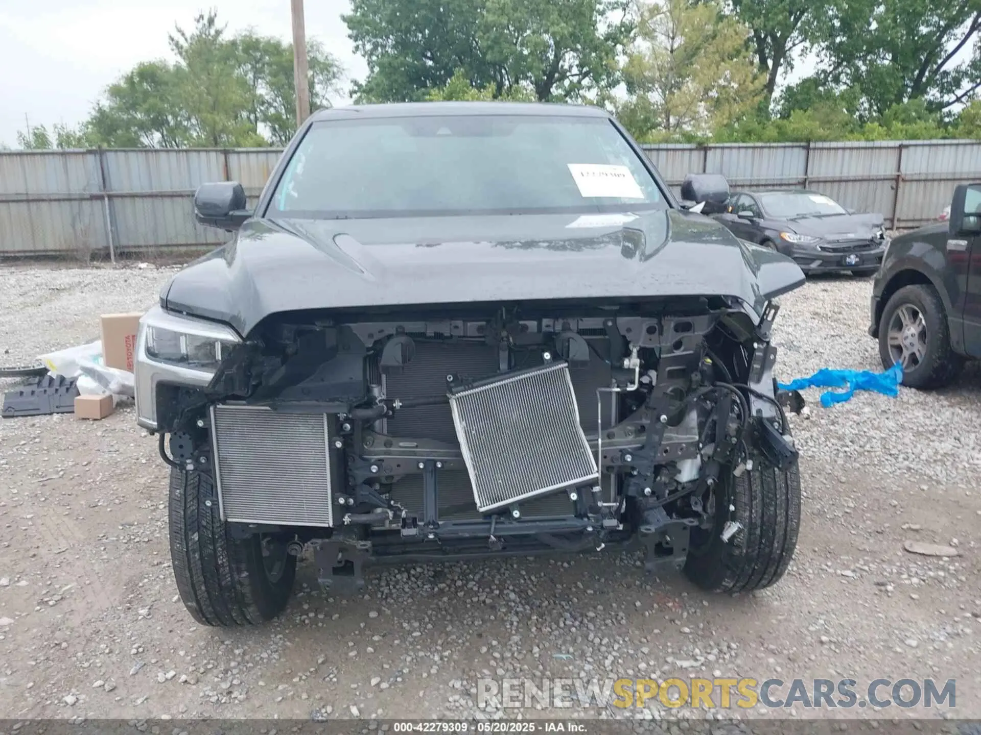 12 Photograph of a damaged car 5TFNA5DB8RX209602 TOYOTA TUNDRA 2024