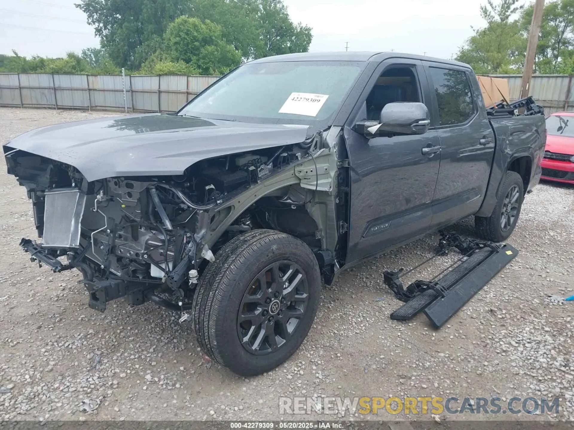 2 Photograph of a damaged car 5TFNA5DB8RX209602 TOYOTA TUNDRA 2024