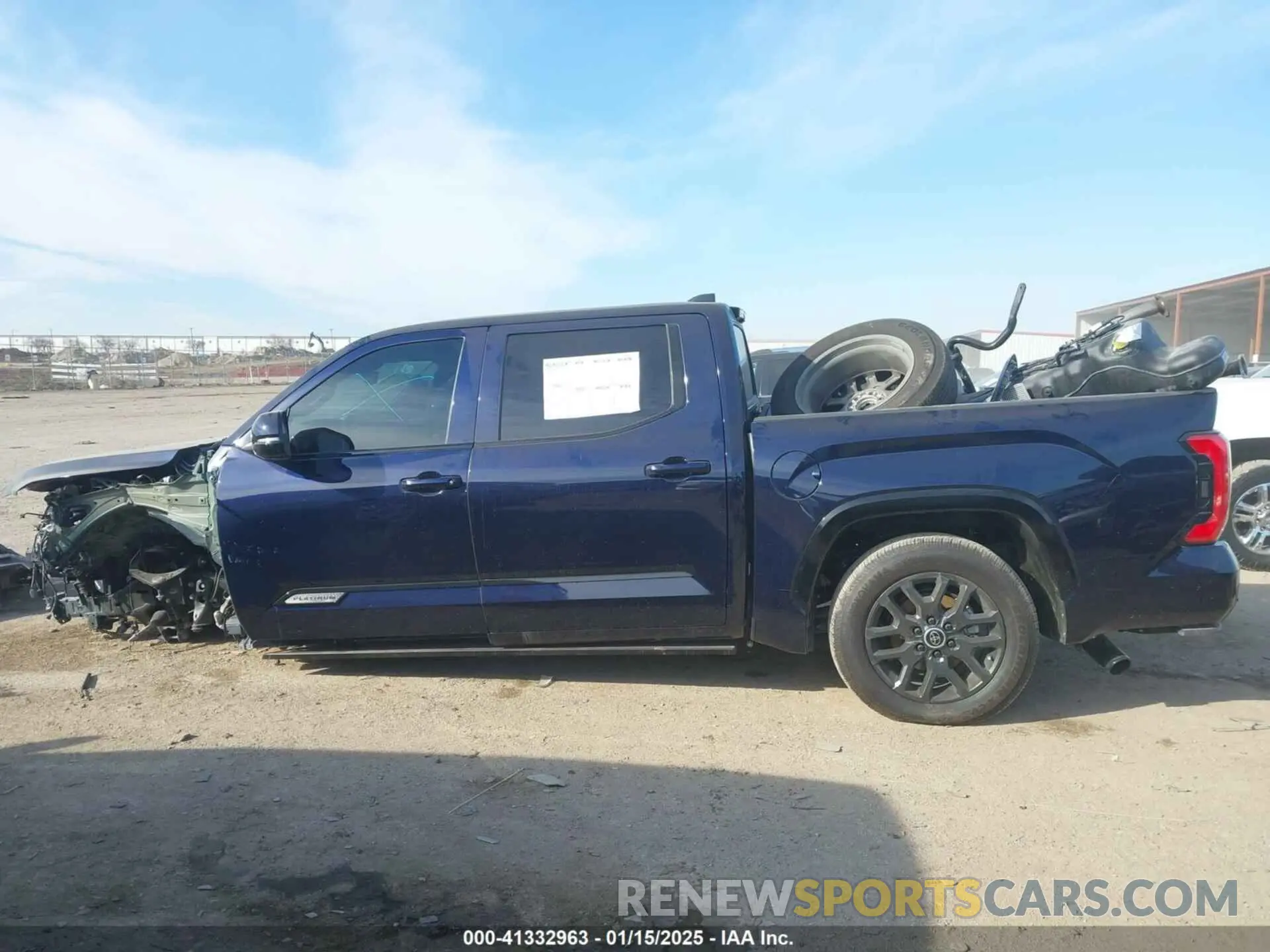 15 Photograph of a damaged car 5TFNA5DB9RX170342 TOYOTA TUNDRA 2024