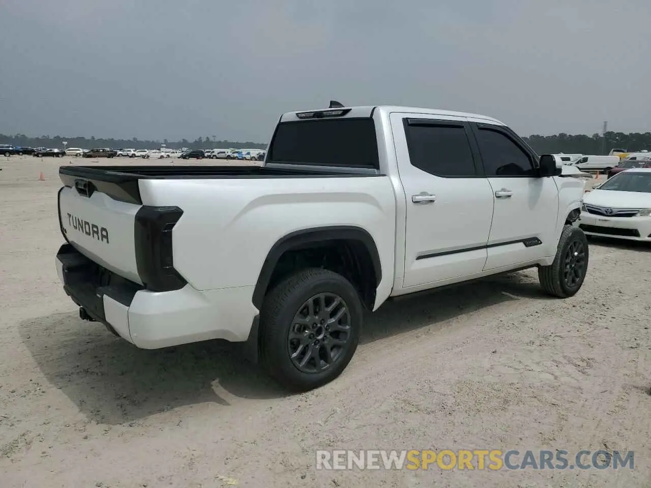 3 Photograph of a damaged car 5TFNA5DBXRX232119 TOYOTA TUNDRA 2024