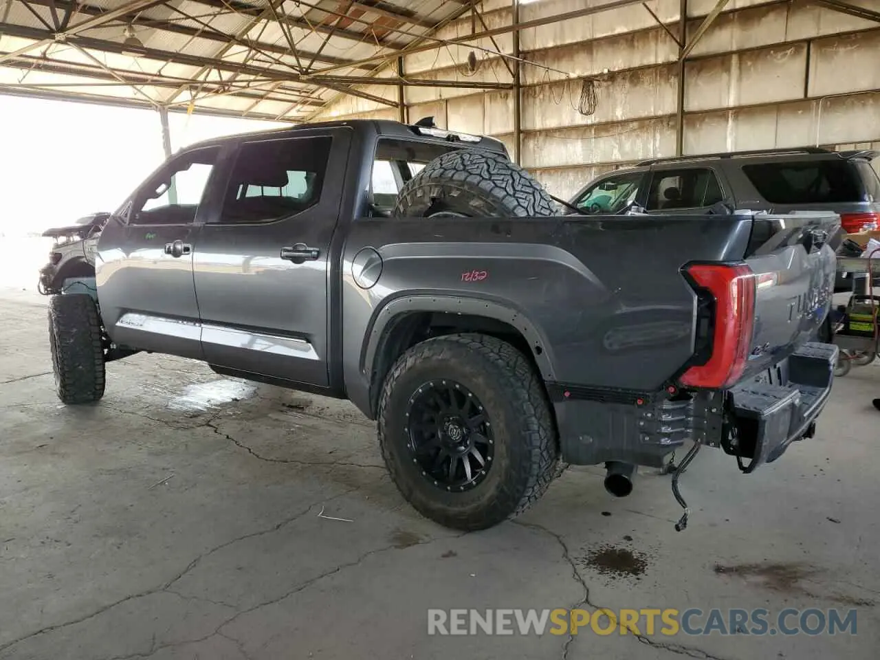 2 Photograph of a damaged car 5TFNC5DB3RX076838 TOYOTA TUNDRA 2024