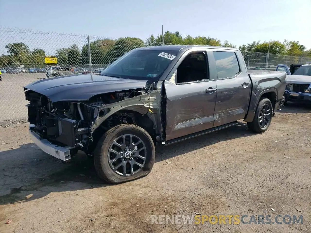 1 Photograph of a damaged car 5TFNC5DB5RX062407 TOYOTA TUNDRA 2024