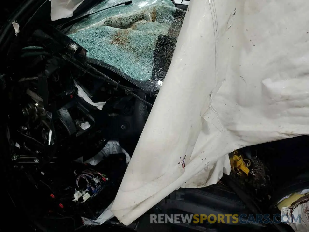 8 Photograph of a damaged car 5TFNC5DBXRX066808 TOYOTA TUNDRA 2024