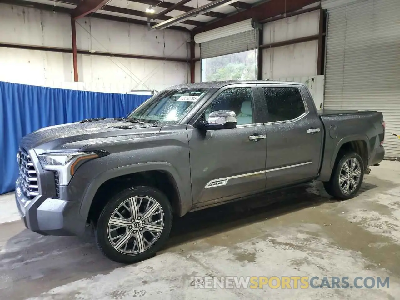 1 Photograph of a damaged car 5TFVC5DB9RX083406 TOYOTA TUNDRA 2024