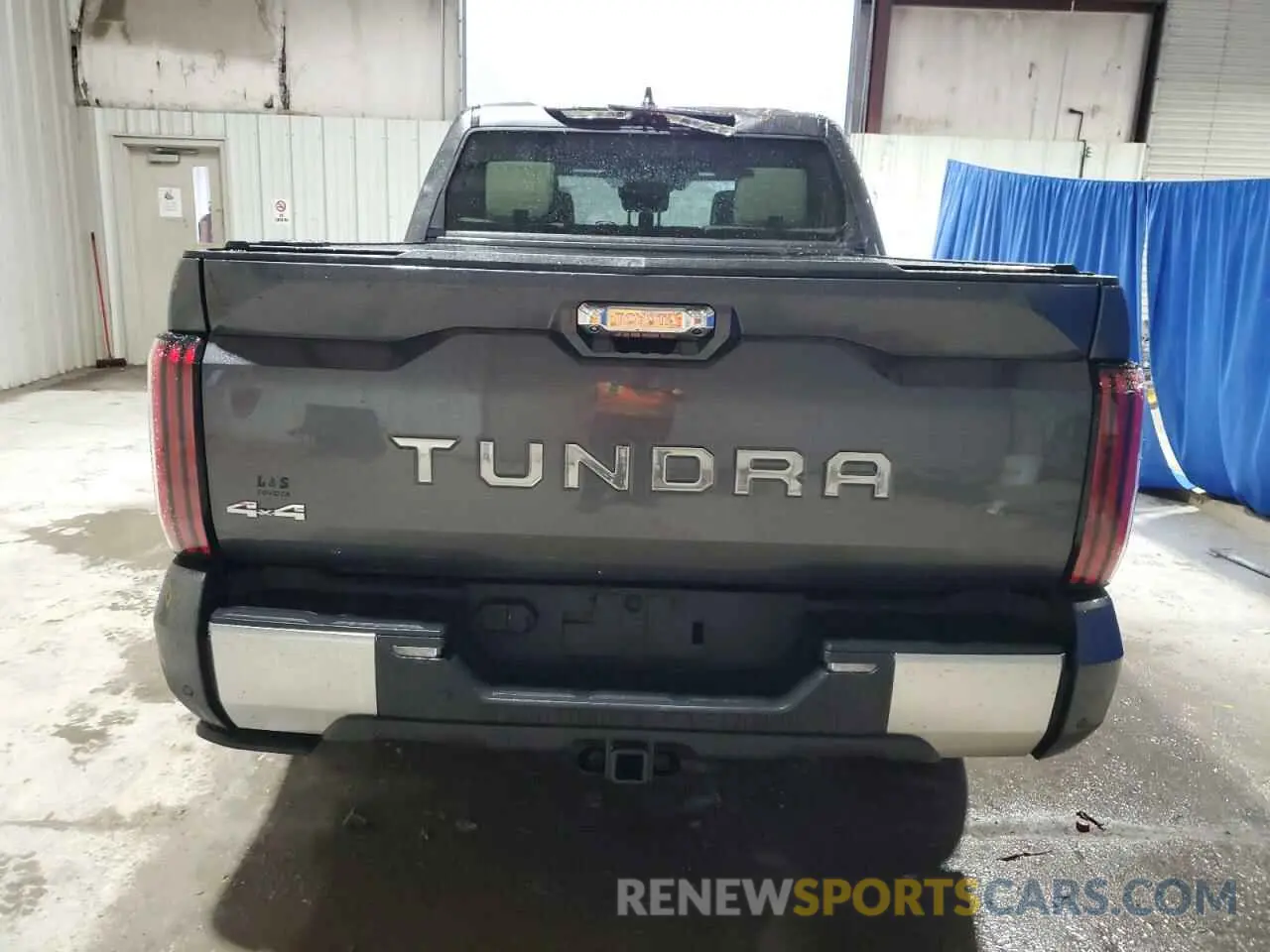 6 Photograph of a damaged car 5TFVC5DB9RX083406 TOYOTA TUNDRA 2024
