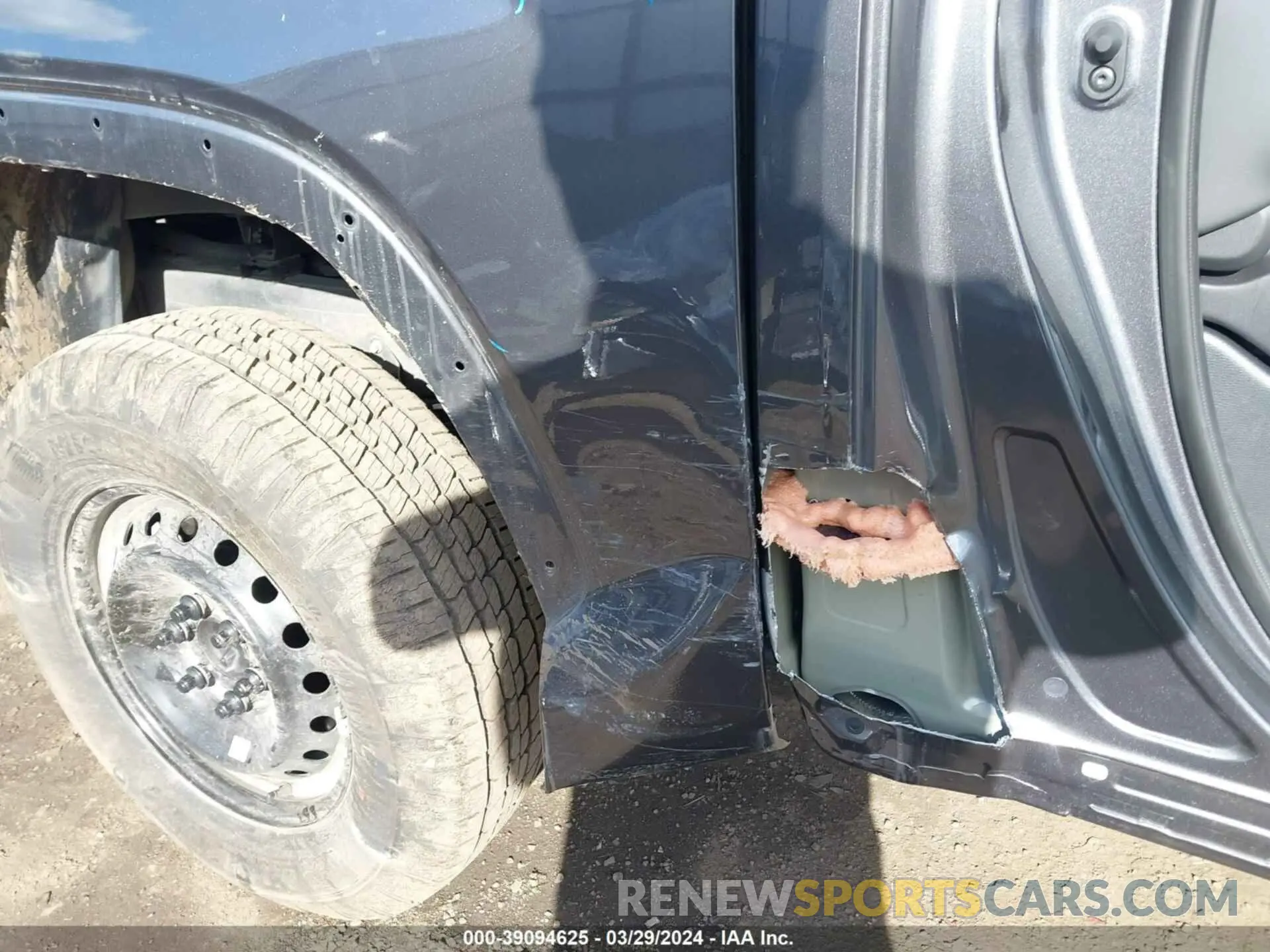 20 Photograph of a damaged car 5TFWA5DB1RX143429 TOYOTA TUNDRA 2024