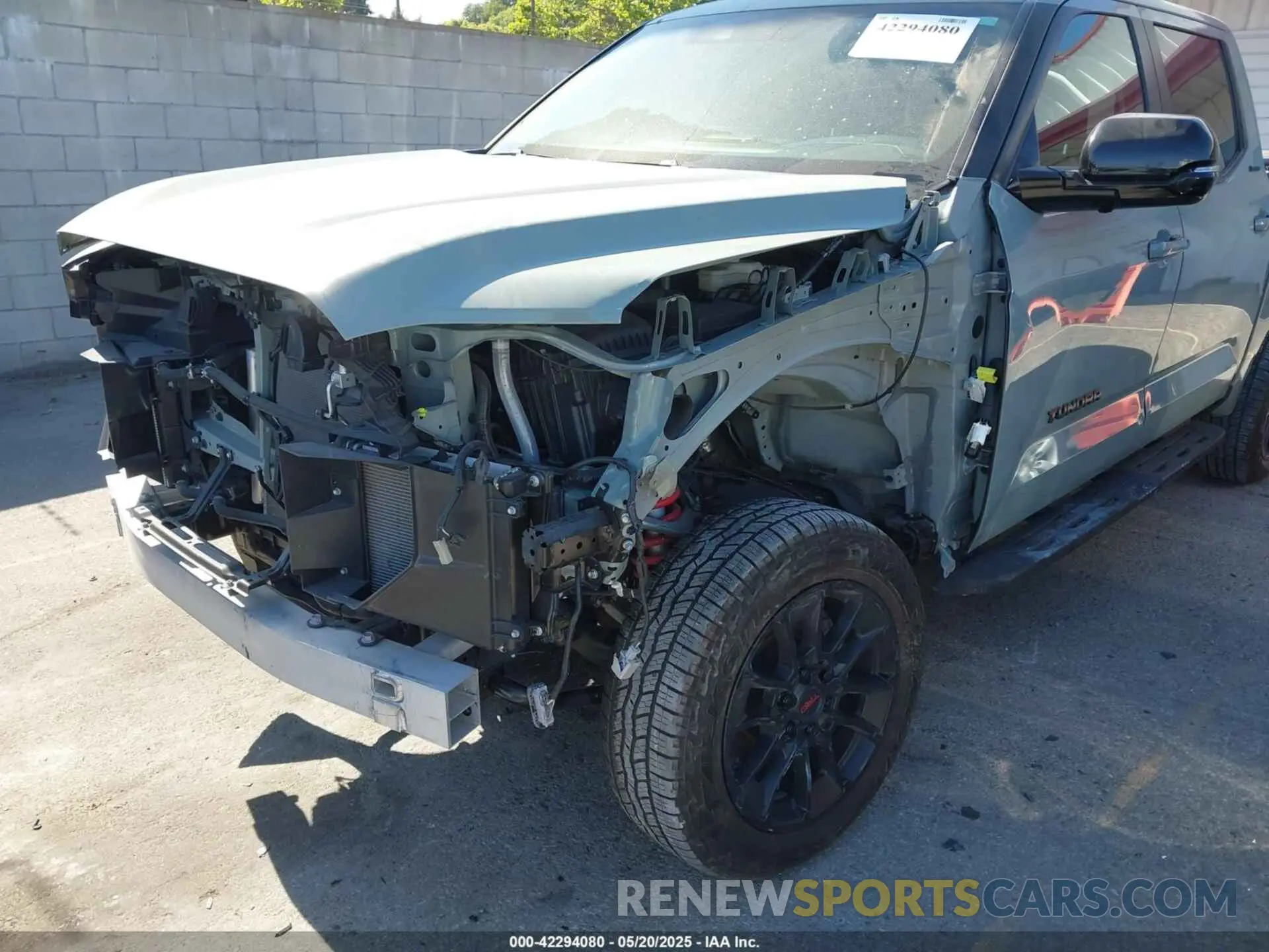 6 Photograph of a damaged car 5TFWA5DB1RX161817 TOYOTA TUNDRA 2024