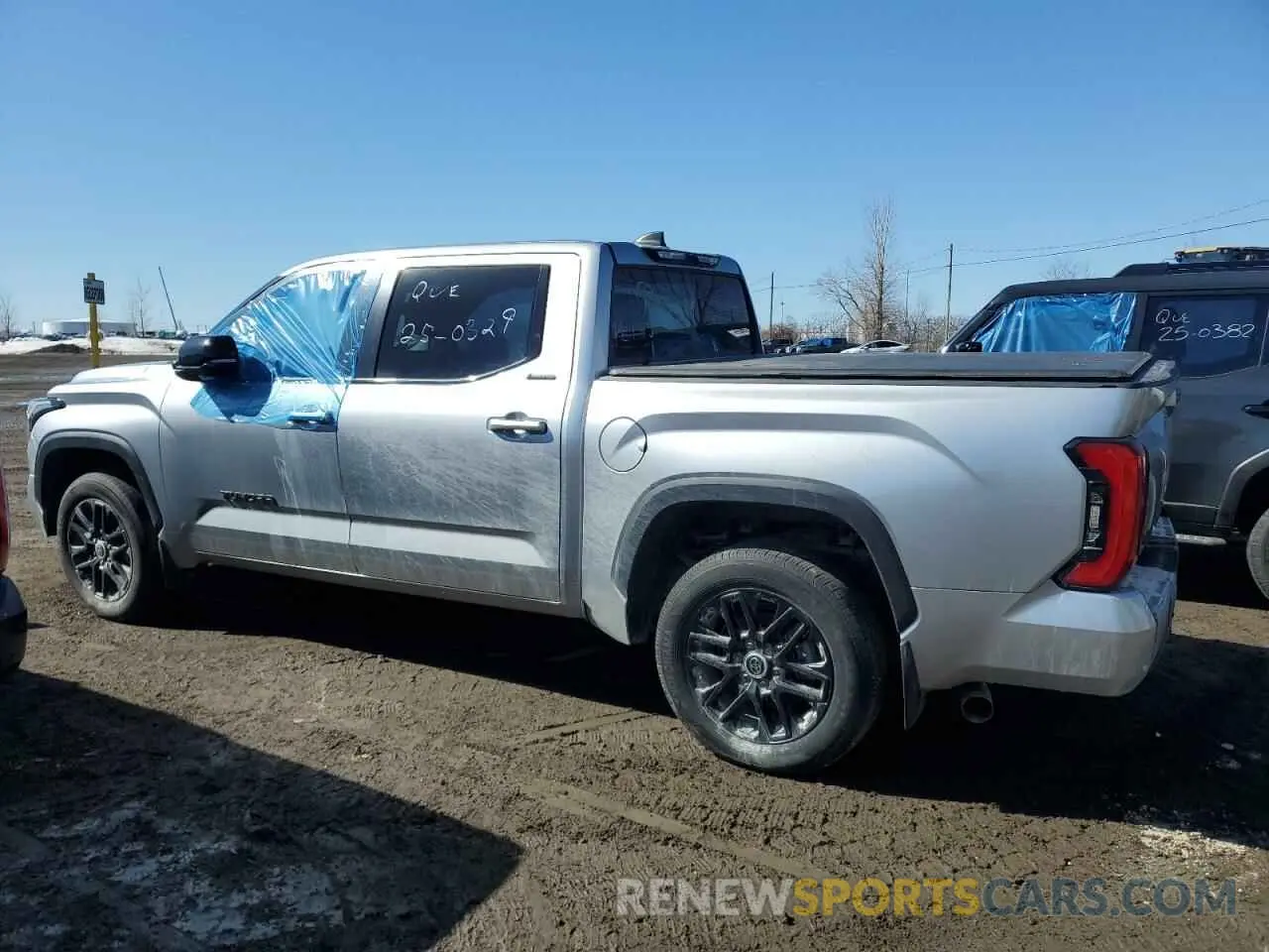 2 Photograph of a damaged car 5TFWA5DB2RX133878 TOYOTA TUNDRA 2024