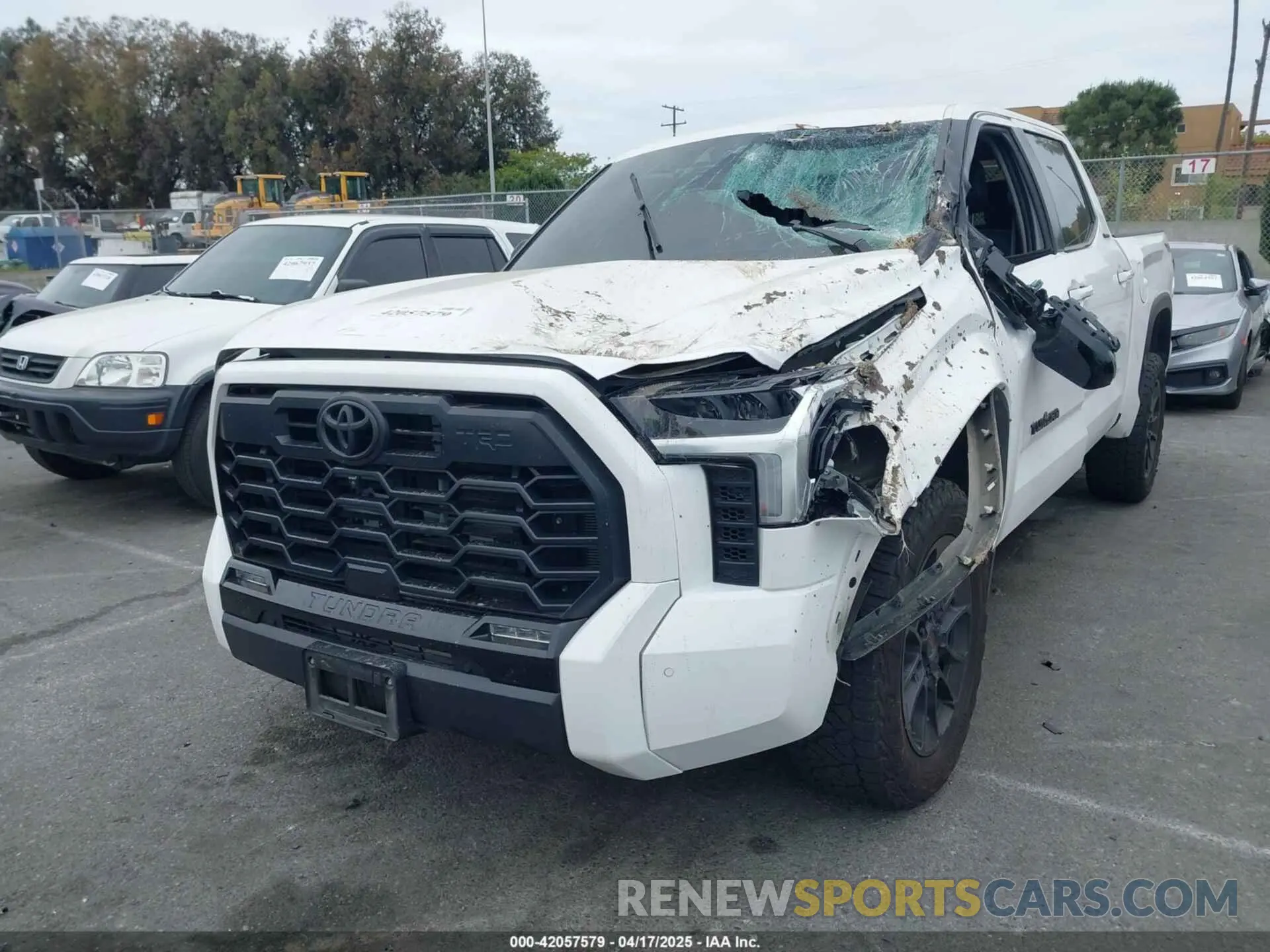 2 Photograph of a damaged car 5TFWA5DB2RX156299 TOYOTA TUNDRA 2024