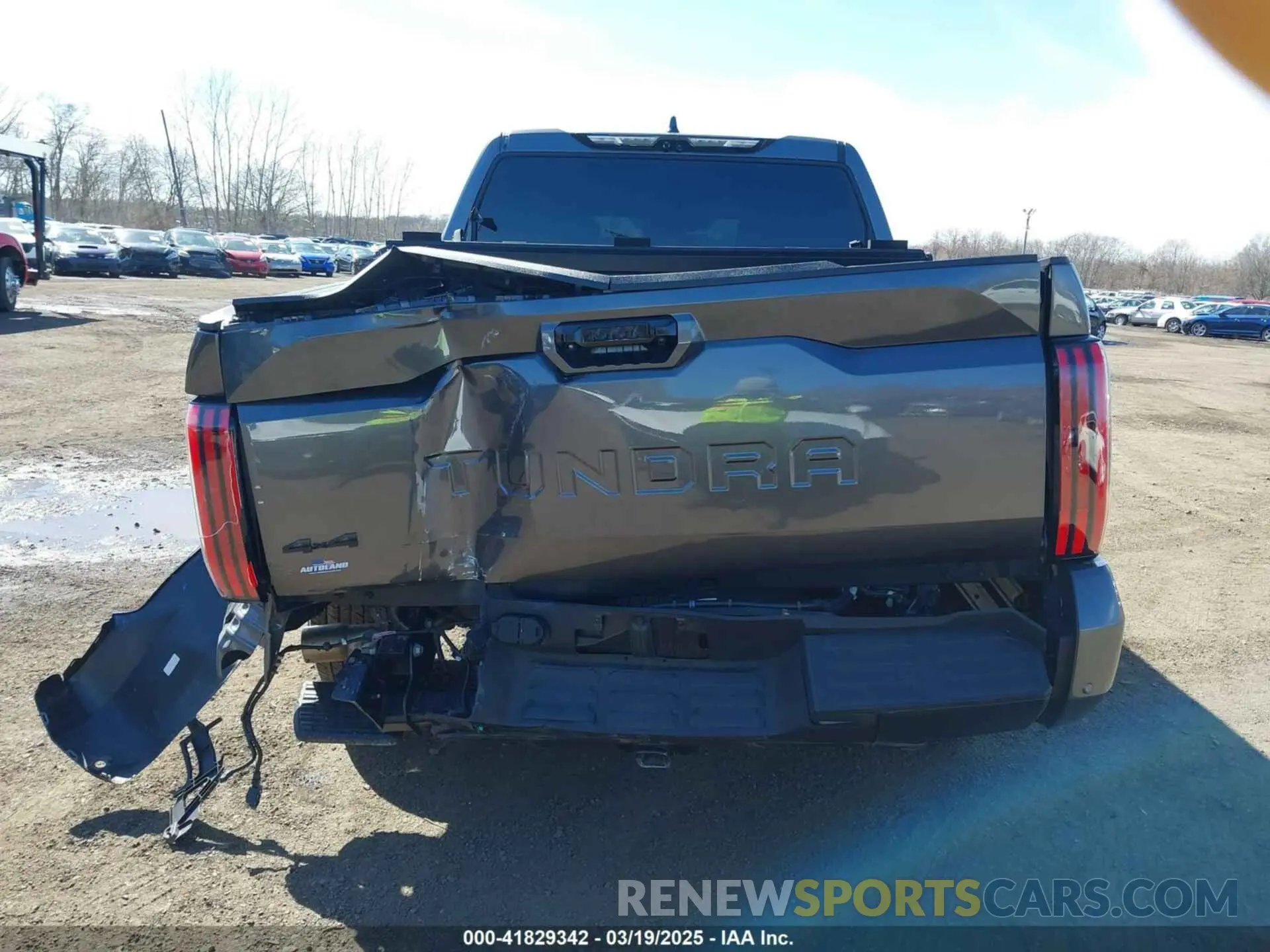 16 Photograph of a damaged car 5TFWA5DB2RX185625 TOYOTA TUNDRA 2024