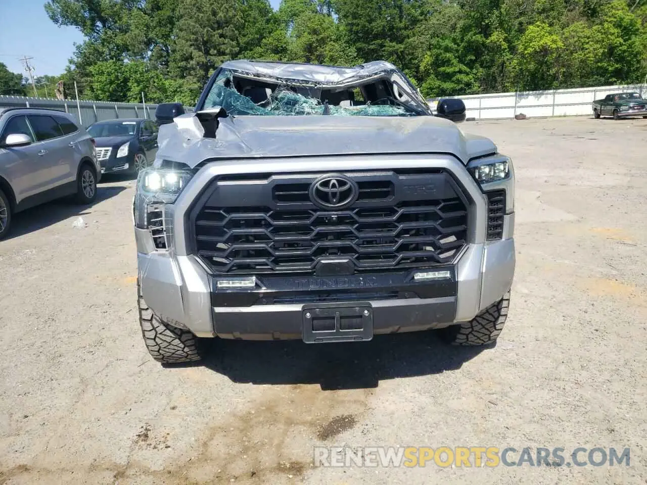 5 Photograph of a damaged car 5TFWA5DB3RX146431 TOYOTA TUNDRA 2024