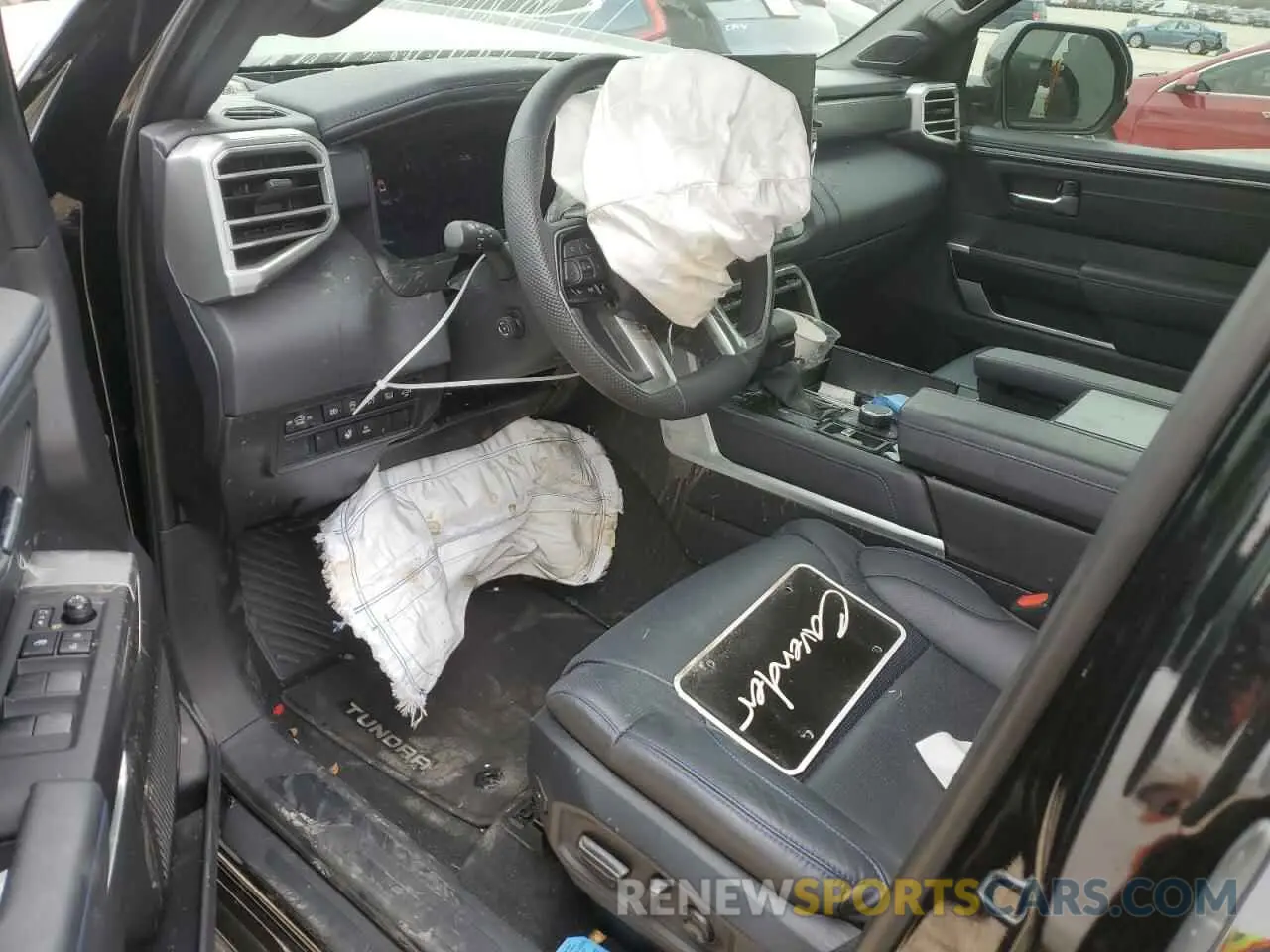 8 Photograph of a damaged car 5TFWA5DB7RX182672 TOYOTA TUNDRA 2024