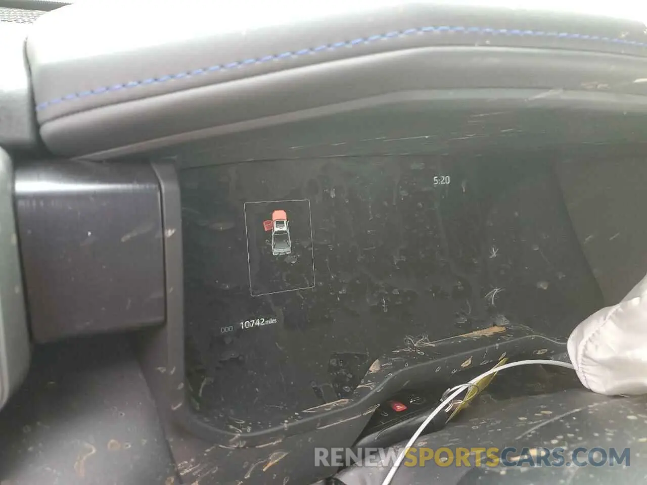 9 Photograph of a damaged car 5TFWA5DB7RX182672 TOYOTA TUNDRA 2024