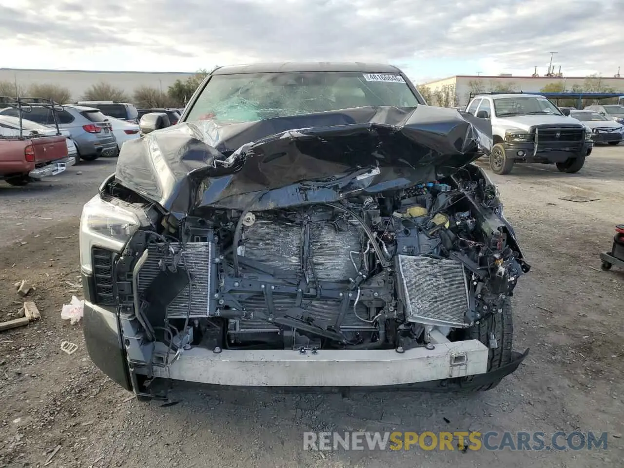 5 Photograph of a damaged car 5TFWA5EC6RX035010 TOYOTA TUNDRA 2024