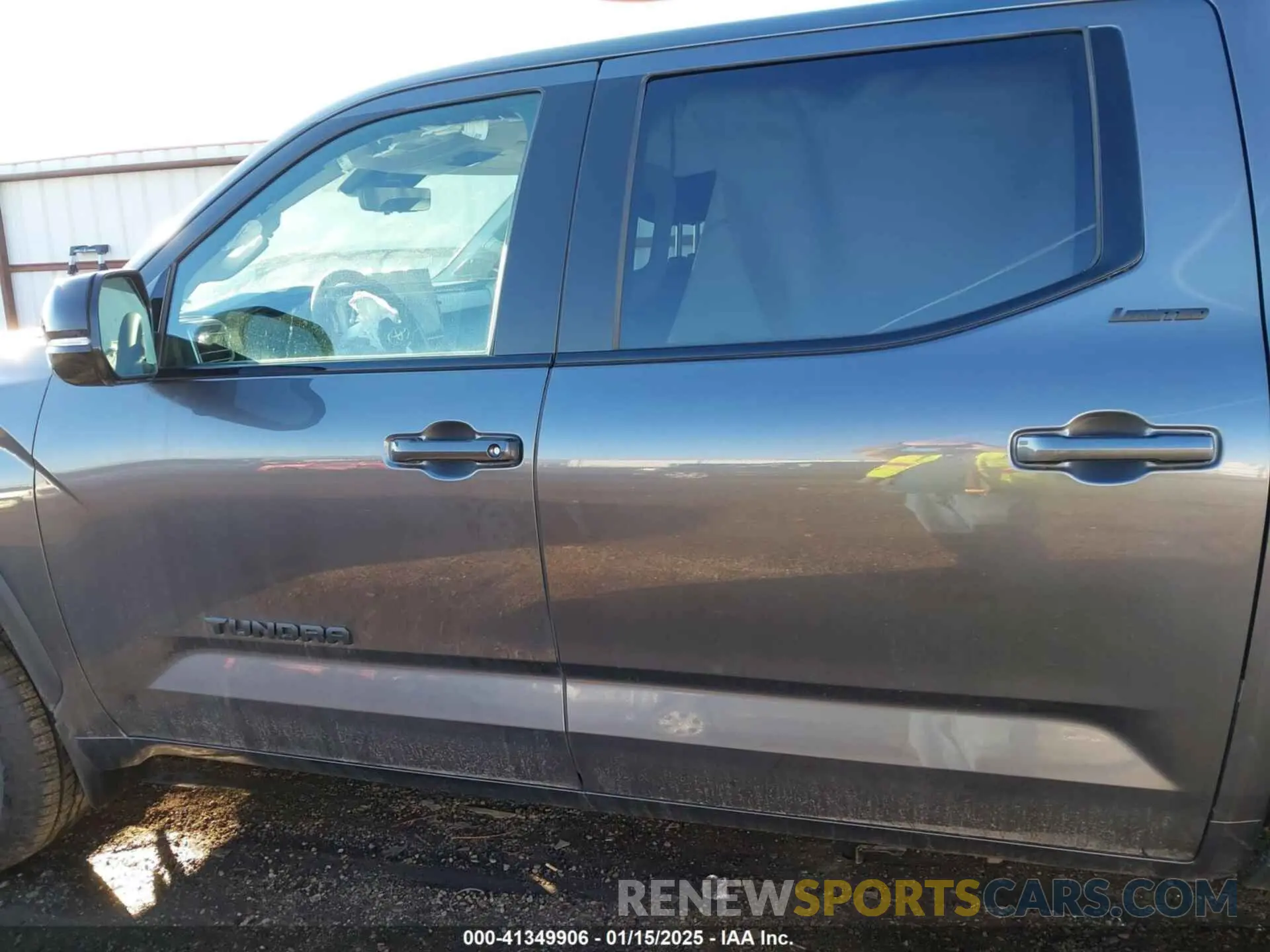 15 Photograph of a damaged car 5TFWA5EC8RX035655 TOYOTA TUNDRA 2024